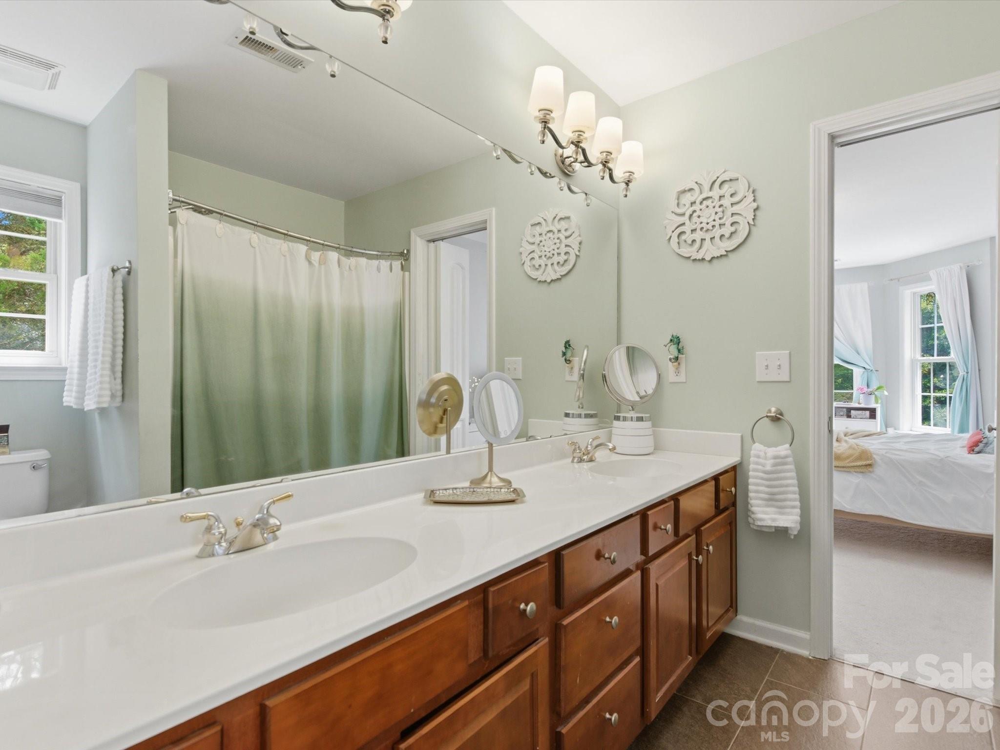8603 Tintinhull Lane — Waxhaw