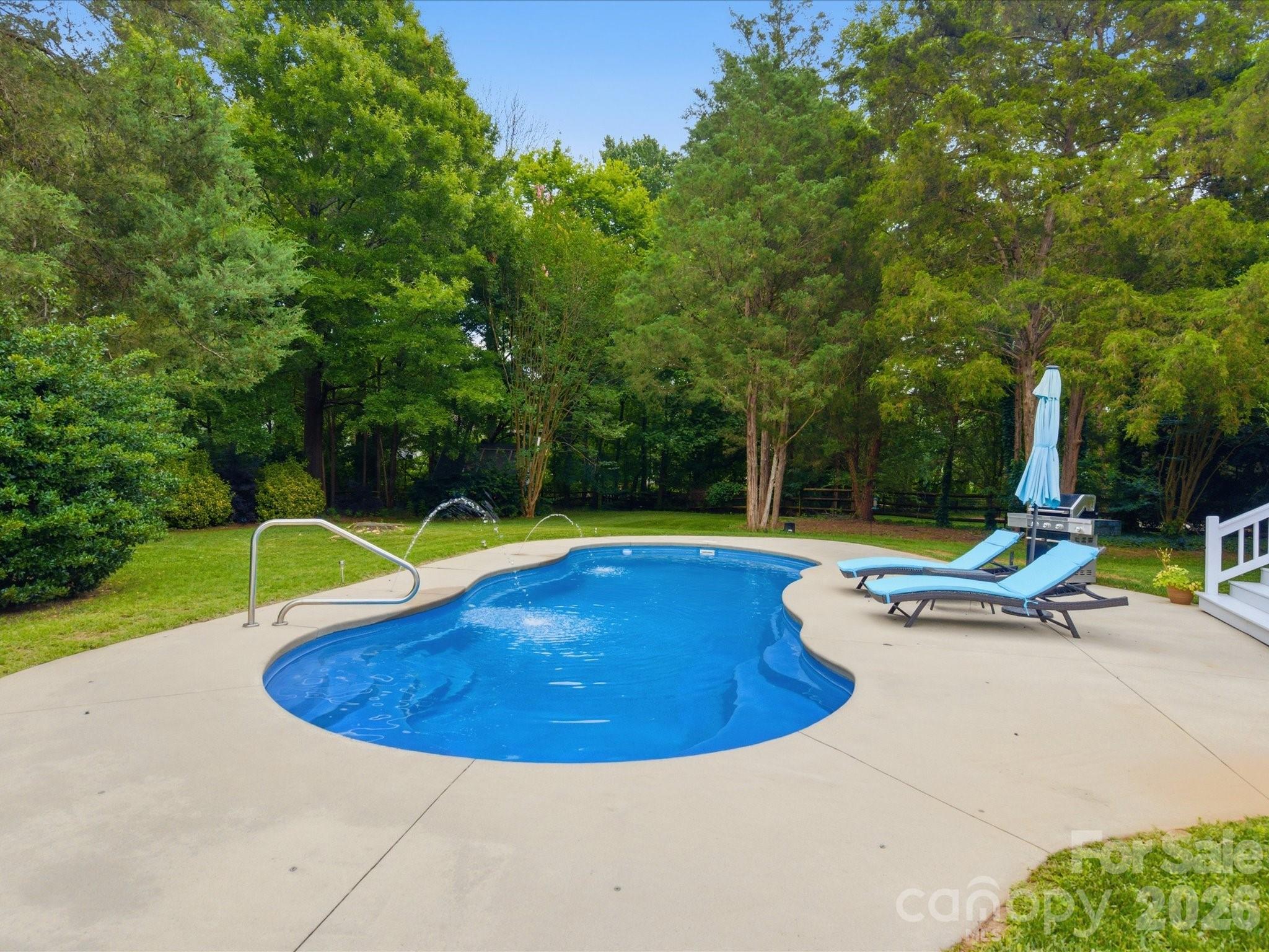 8603 Tintinhull Lane — Waxhaw