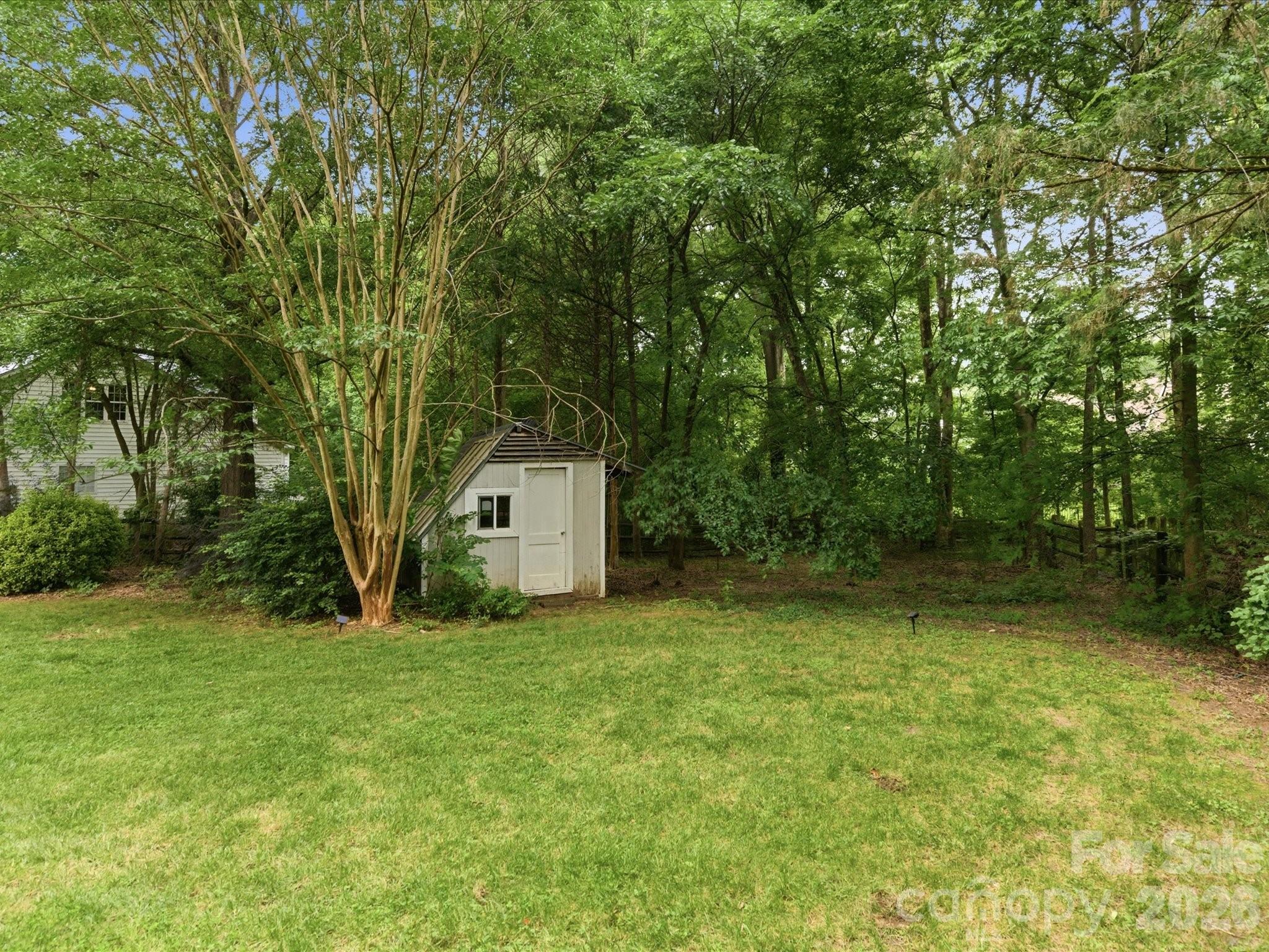 8603 Tintinhull Lane — Waxhaw