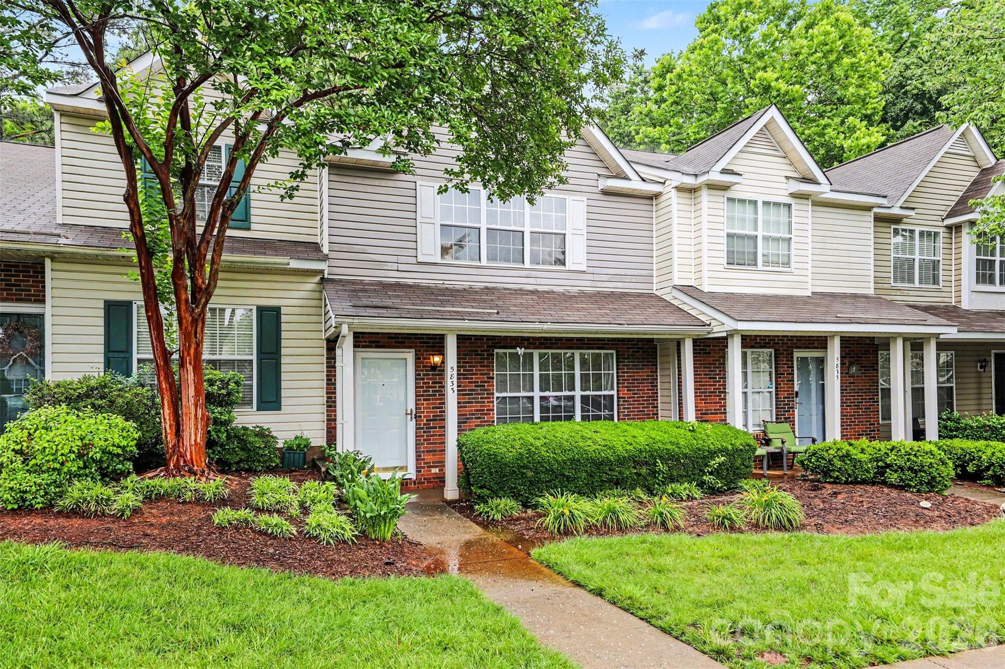 5833 Cougar Lane — Charlotte