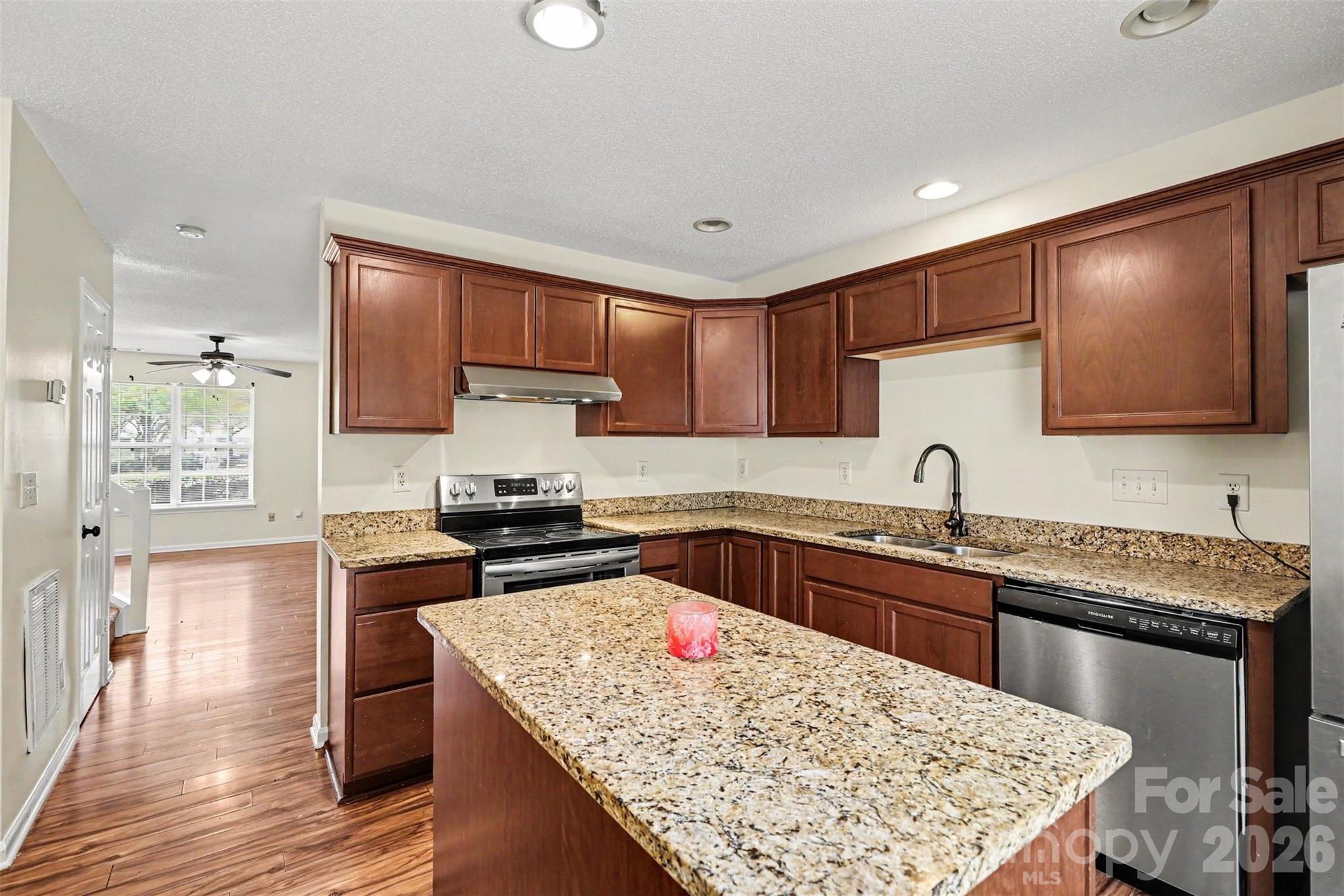5833 Cougar Lane — Charlotte