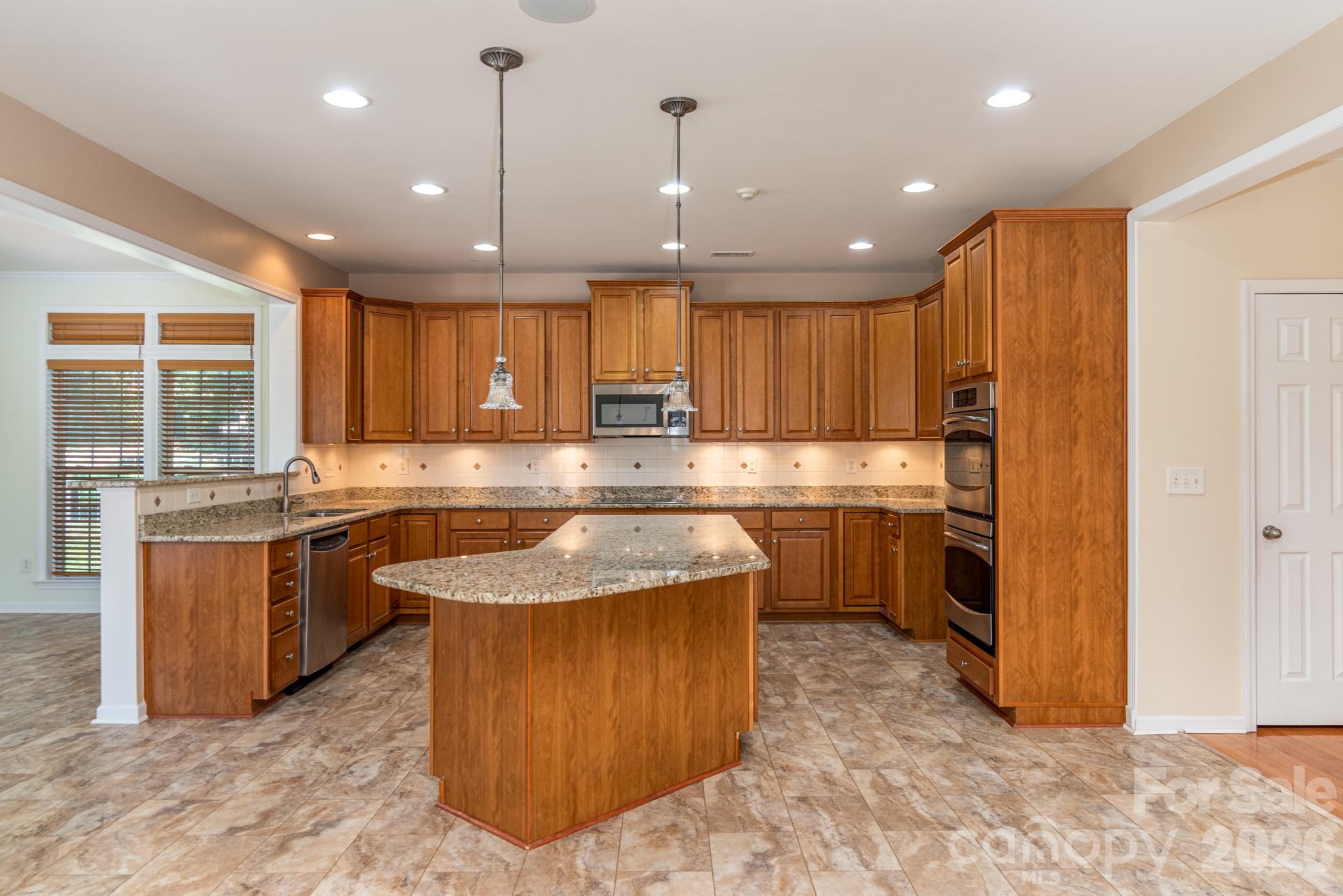 15417 Troubadour Lane — Huntersville