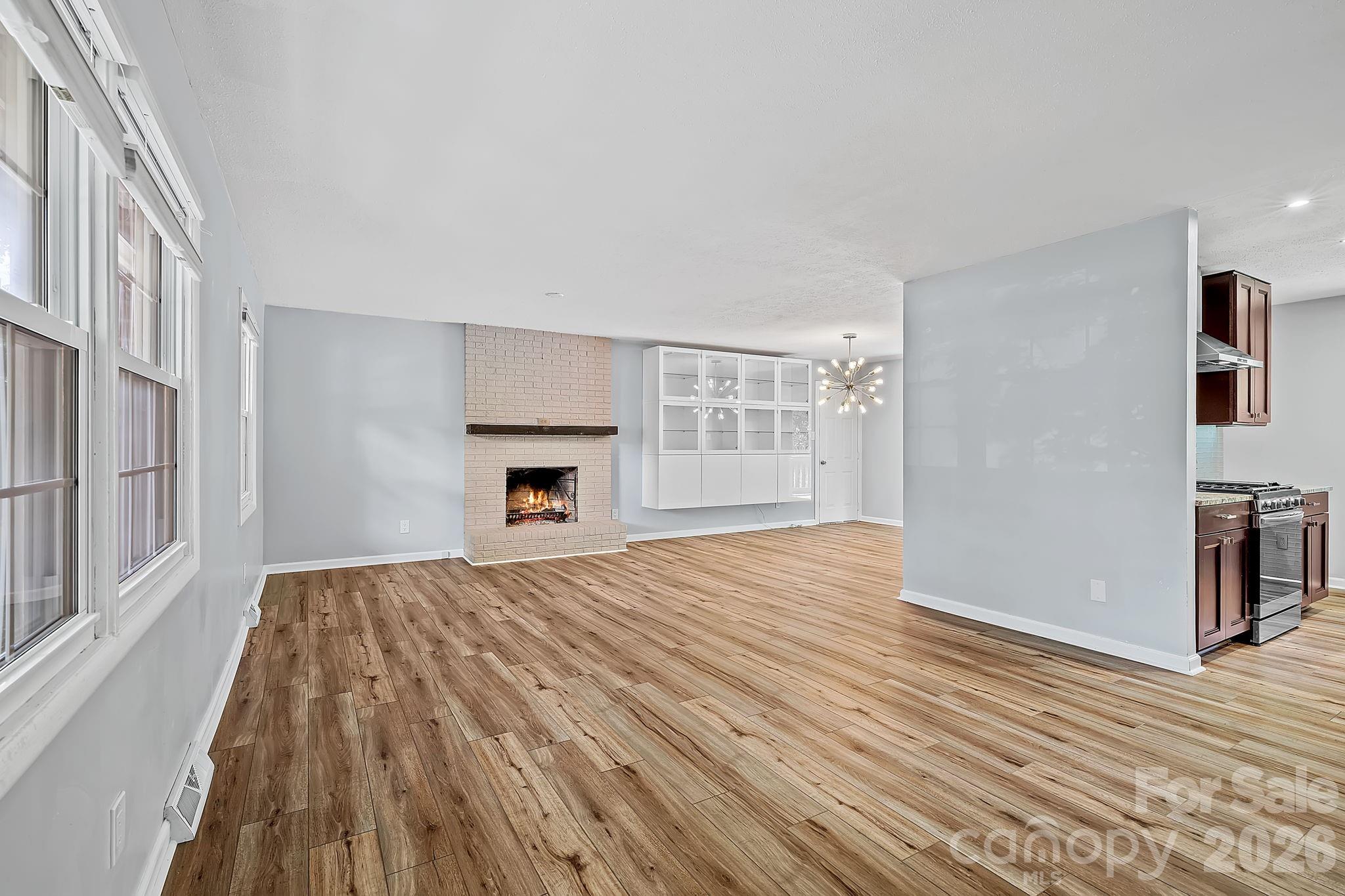 39 Grandview Road — Asheville