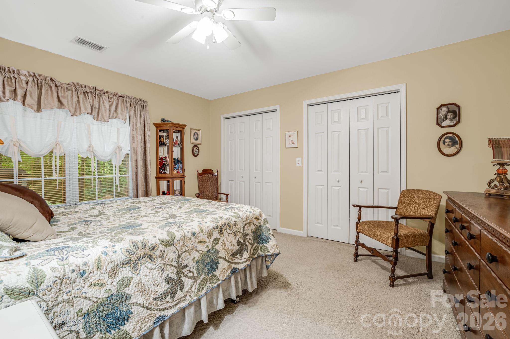 9 Firestone Court — Etowah
