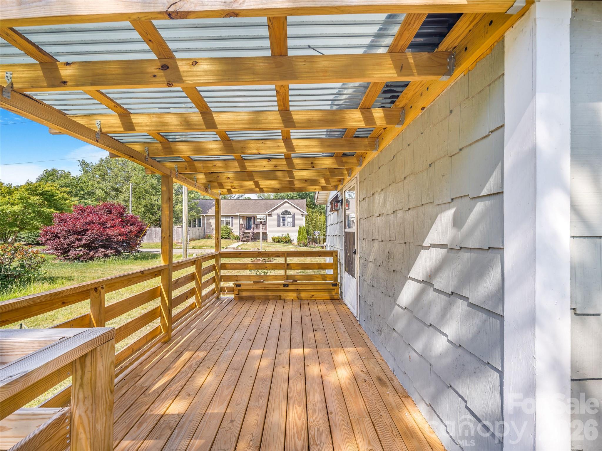 105 Smith Graveyard Road — Asheville