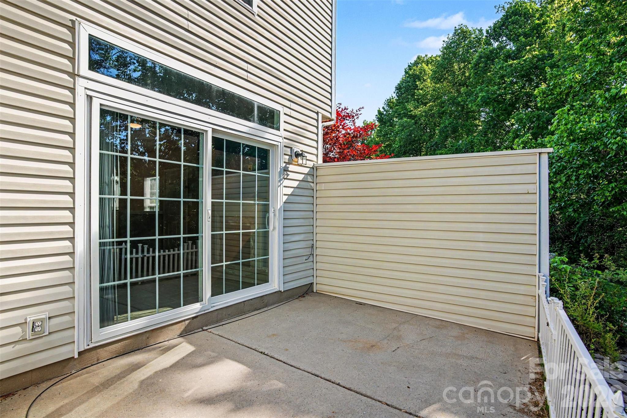 8917 Cinnabay Drive — Charlotte
