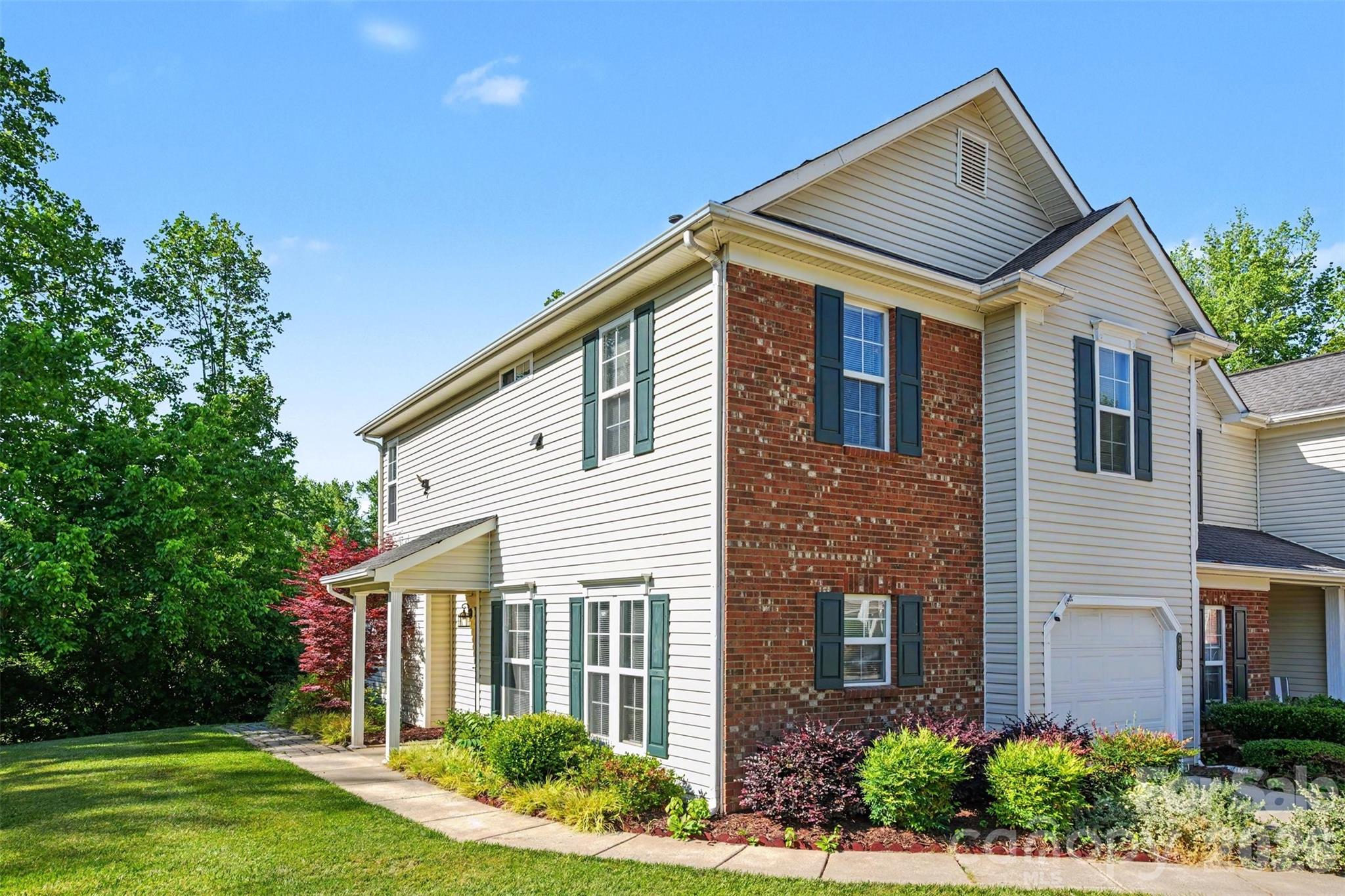 8917 Cinnabay Drive — Charlotte