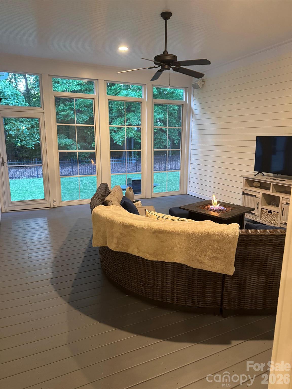18128 Meadow Bottom Road — Charlotte
