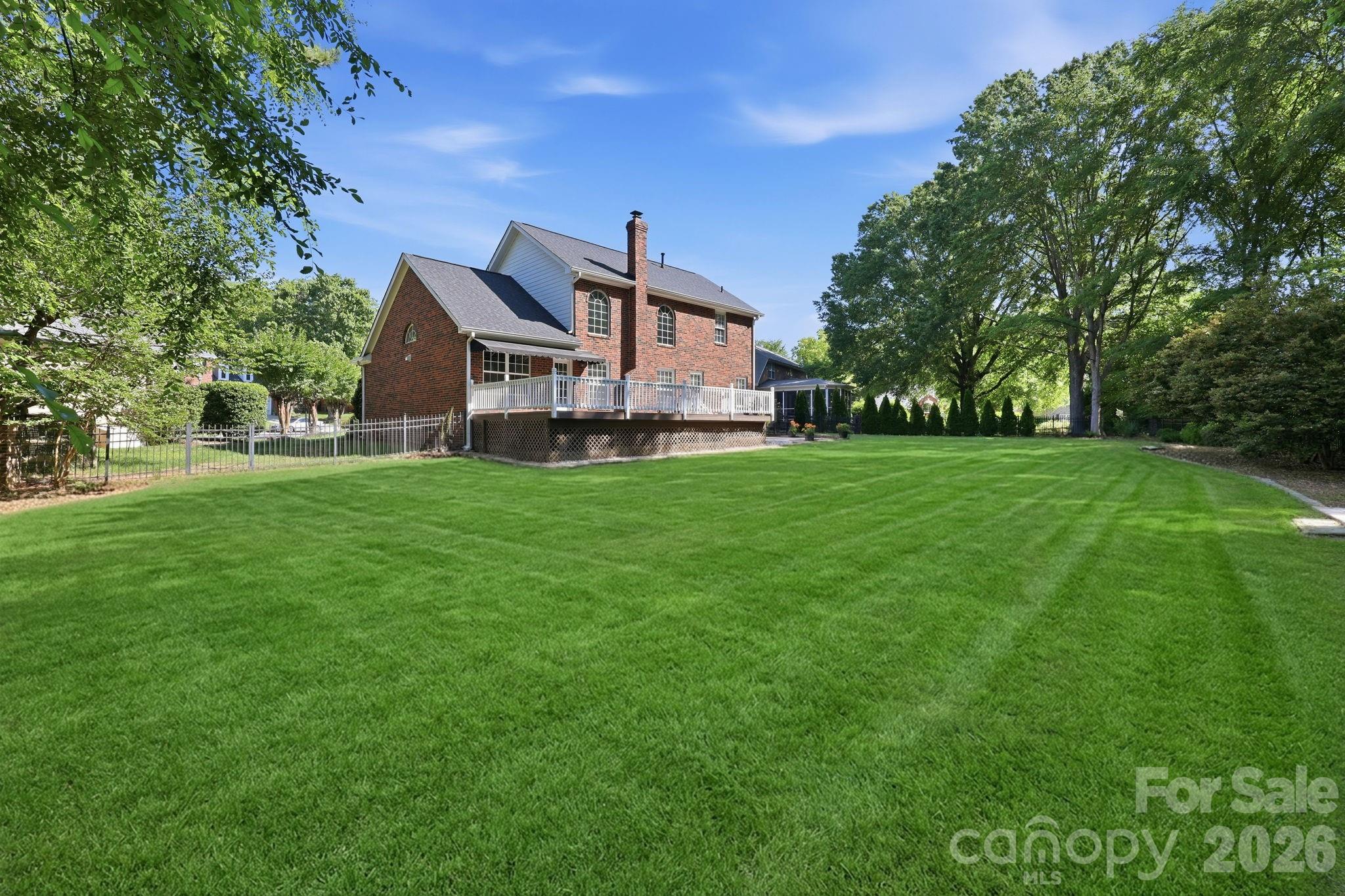 15704 Framingham Lane — Huntersville