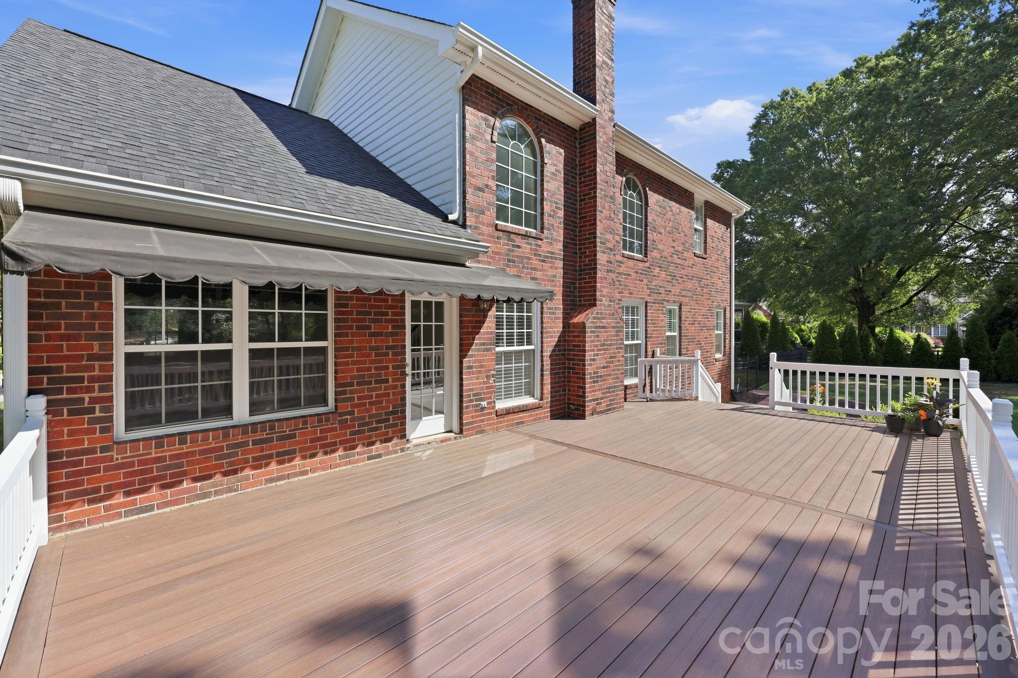 15704 Framingham Lane — Huntersville