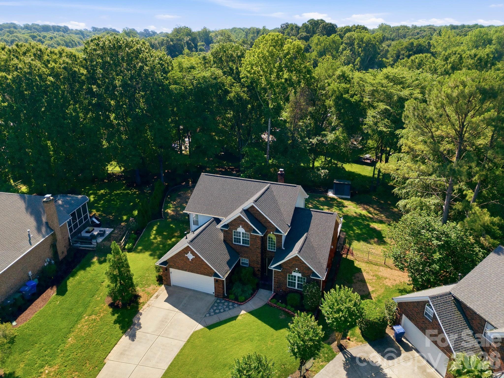 15704 Framingham Lane — Huntersville
