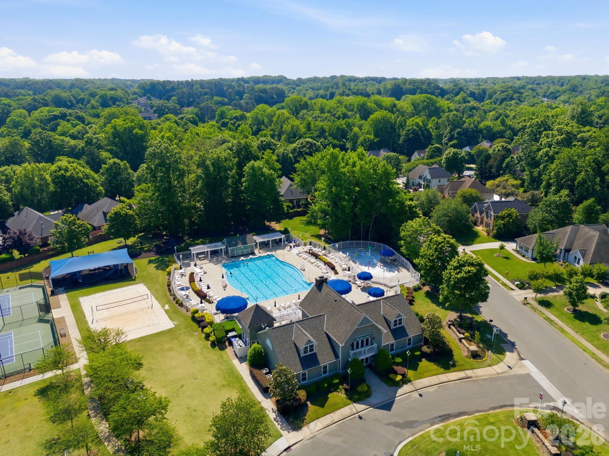 15704 Framingham Lane — Huntersville