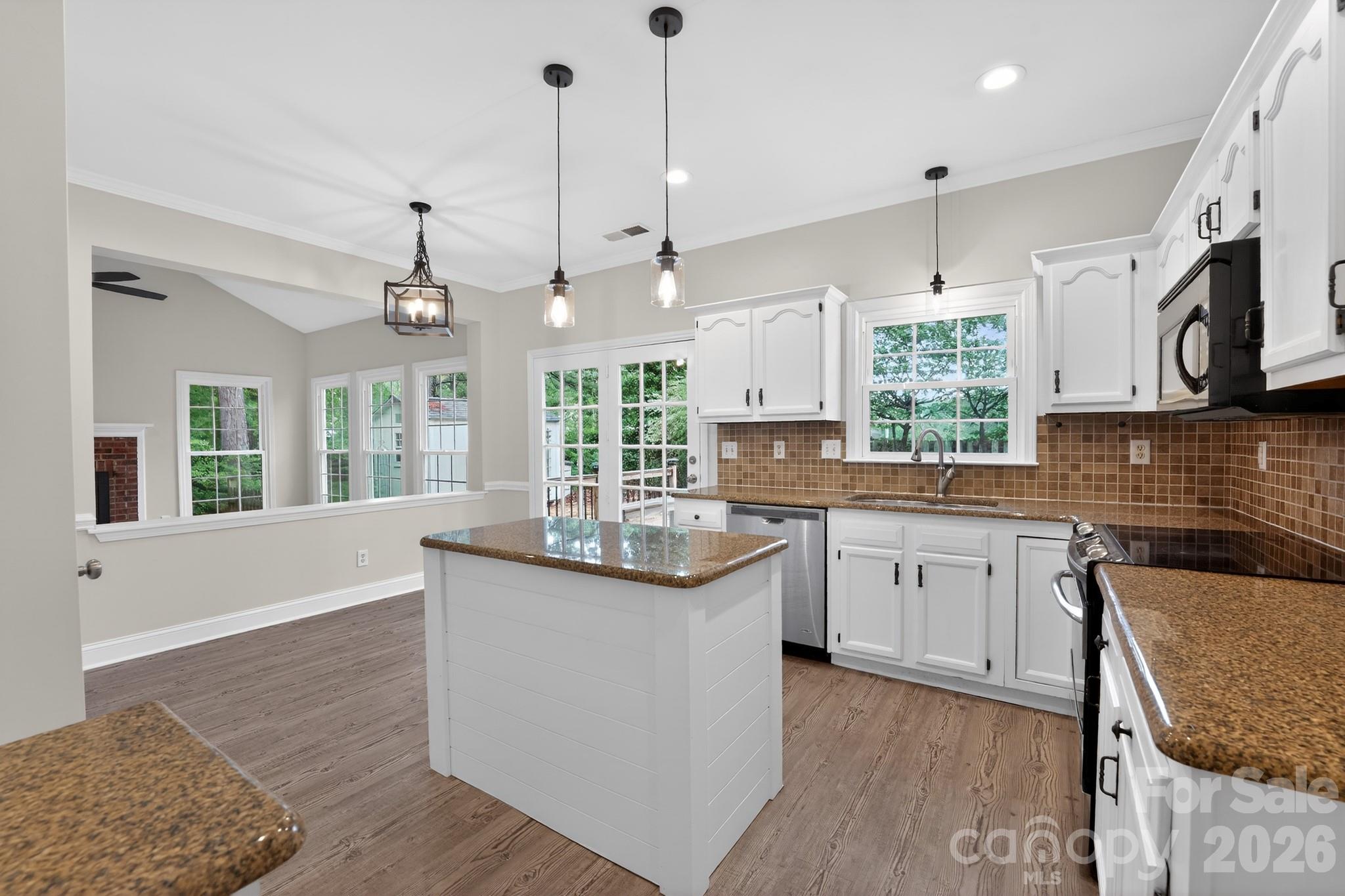 395 Runnymede Drive — Rock Hill