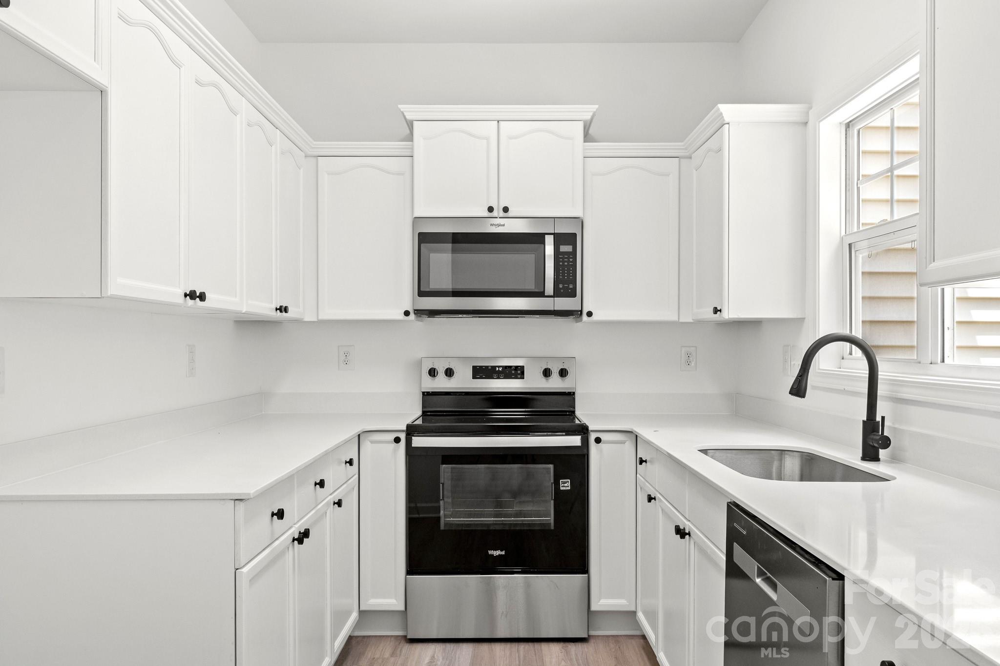 5536 Franklin Springs Circle — Charlotte