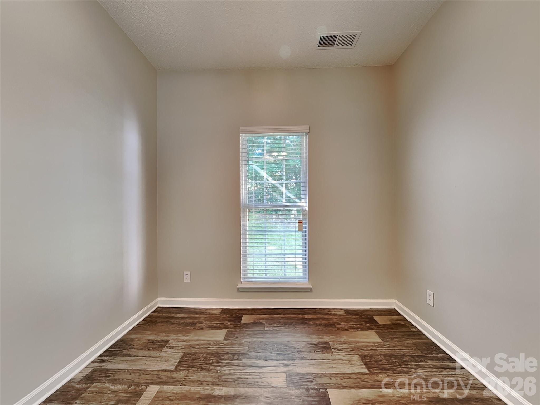 5414 Crisfield Road — Charlotte
