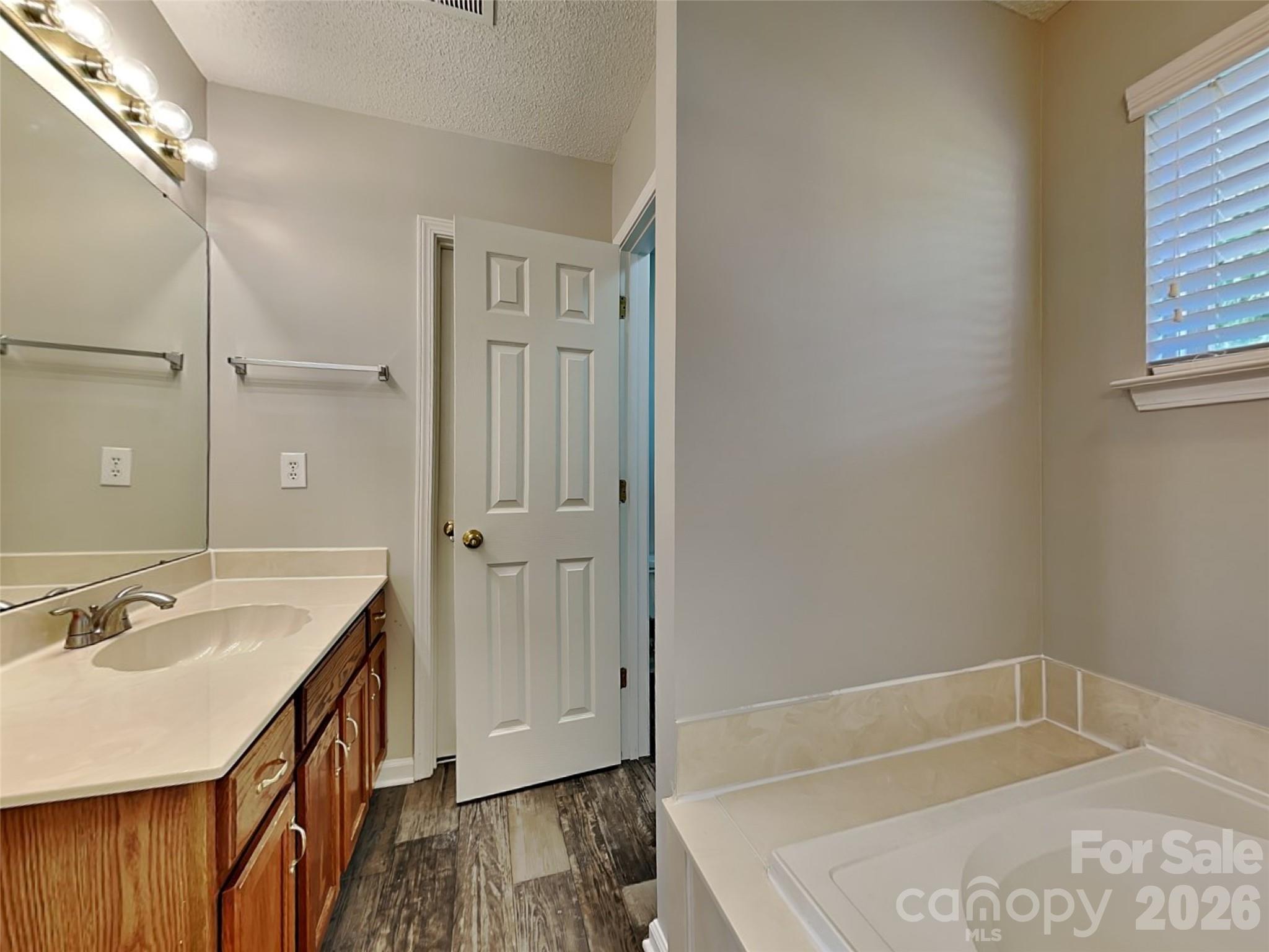 5414 Crisfield Road — Charlotte