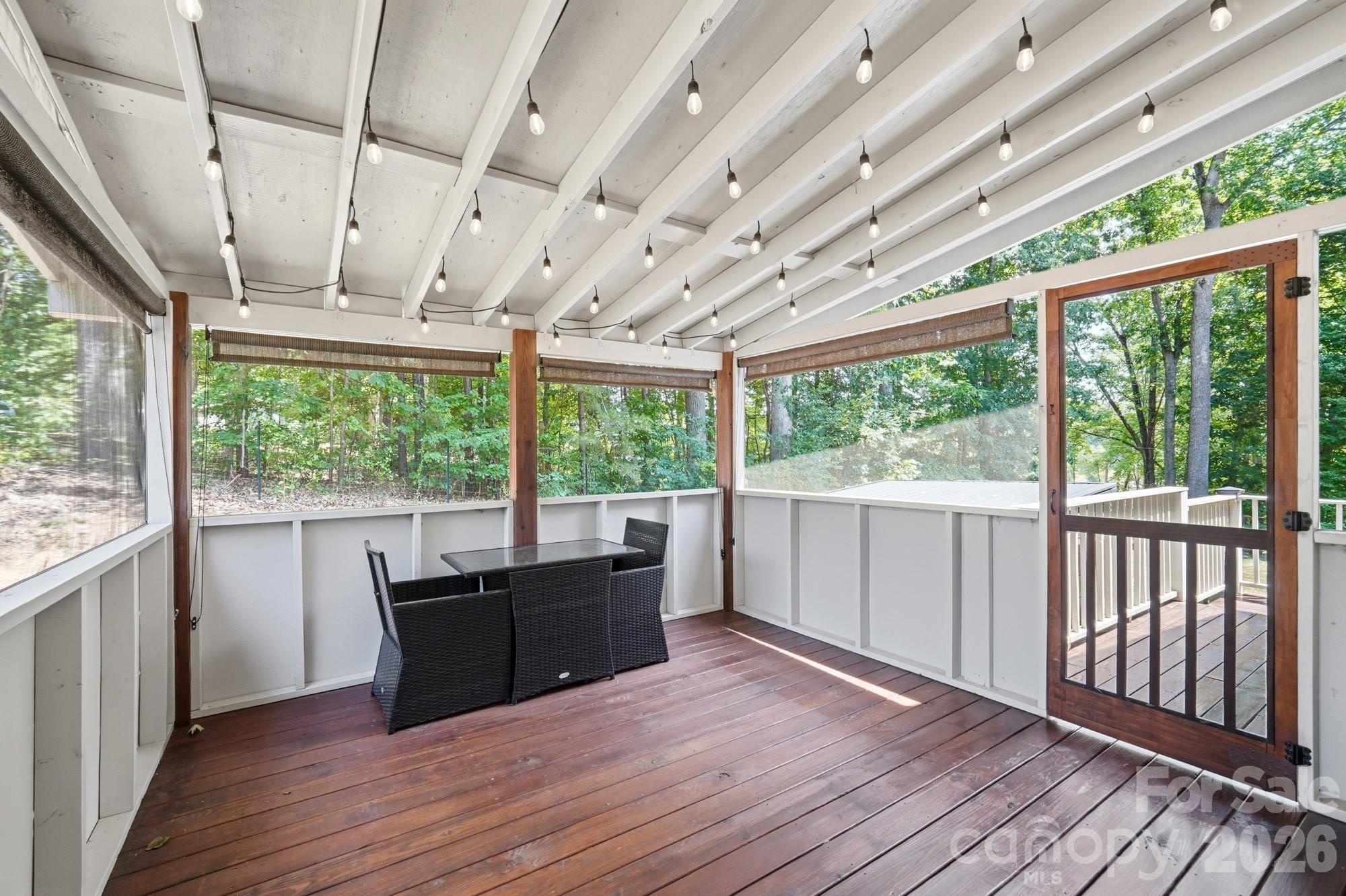 3673 Dockside Lane — Sherrills Ford