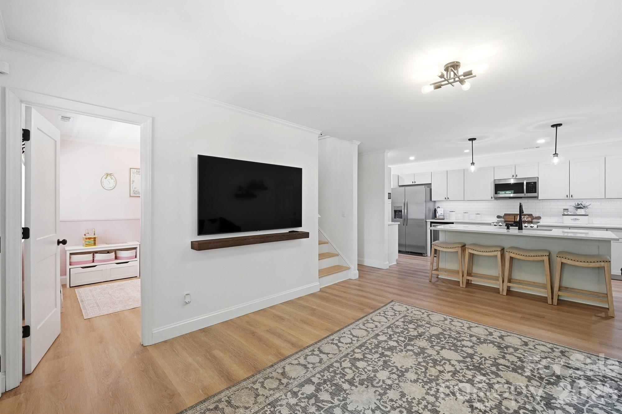 3673 Dockside Lane — Sherrills Ford