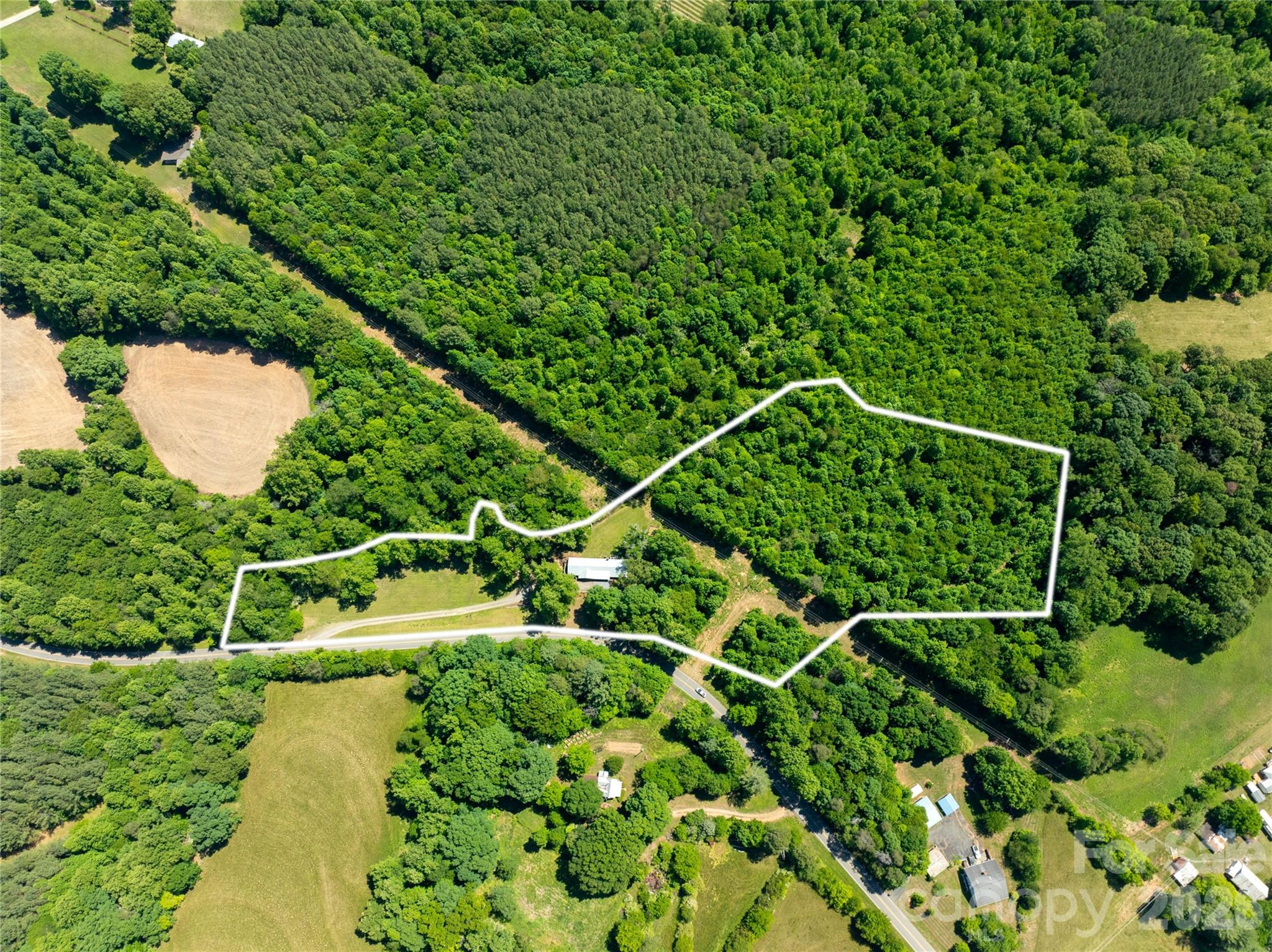 142 Pioneer Road — Harmony