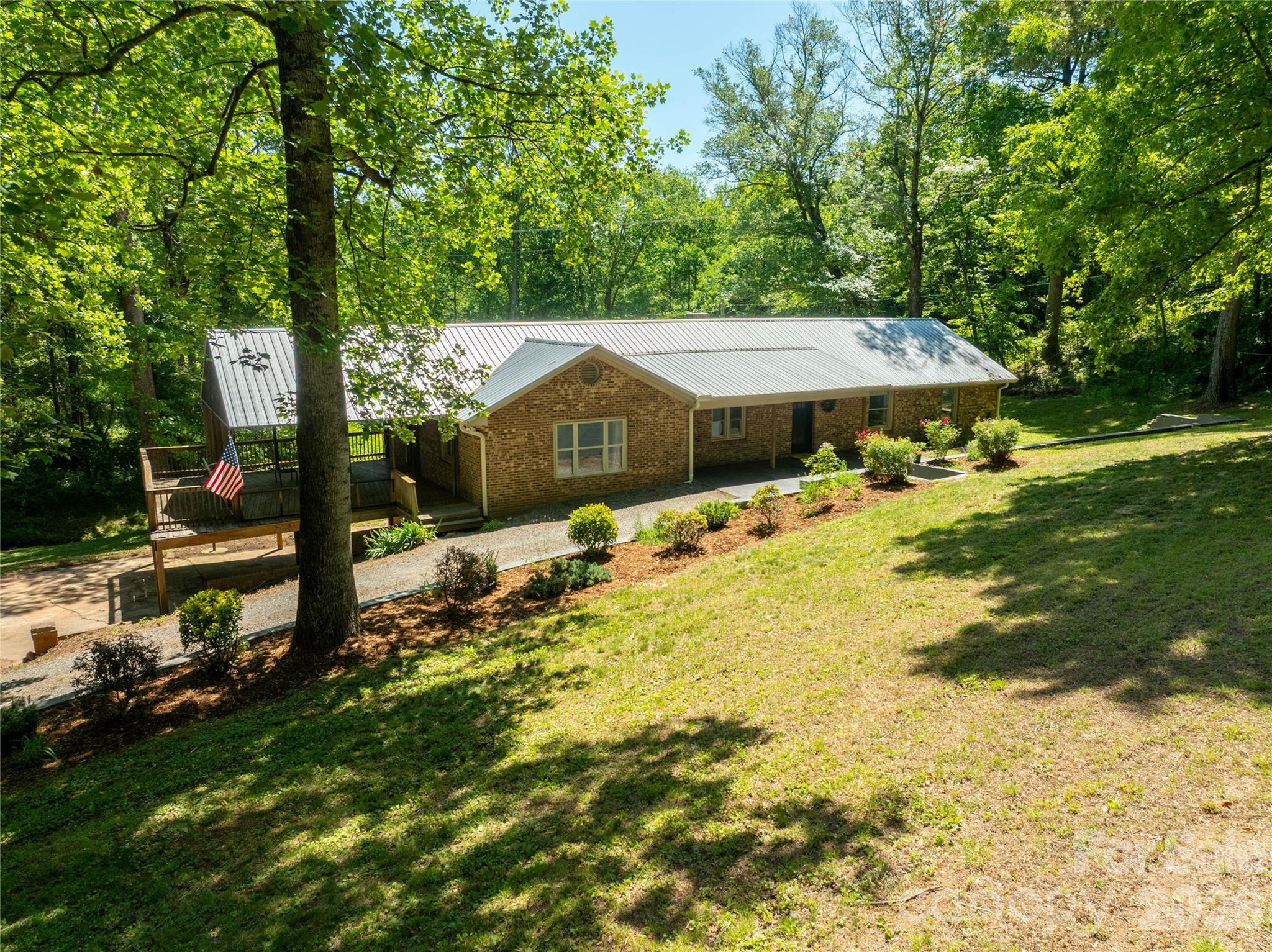 142 Pioneer Road — Harmony