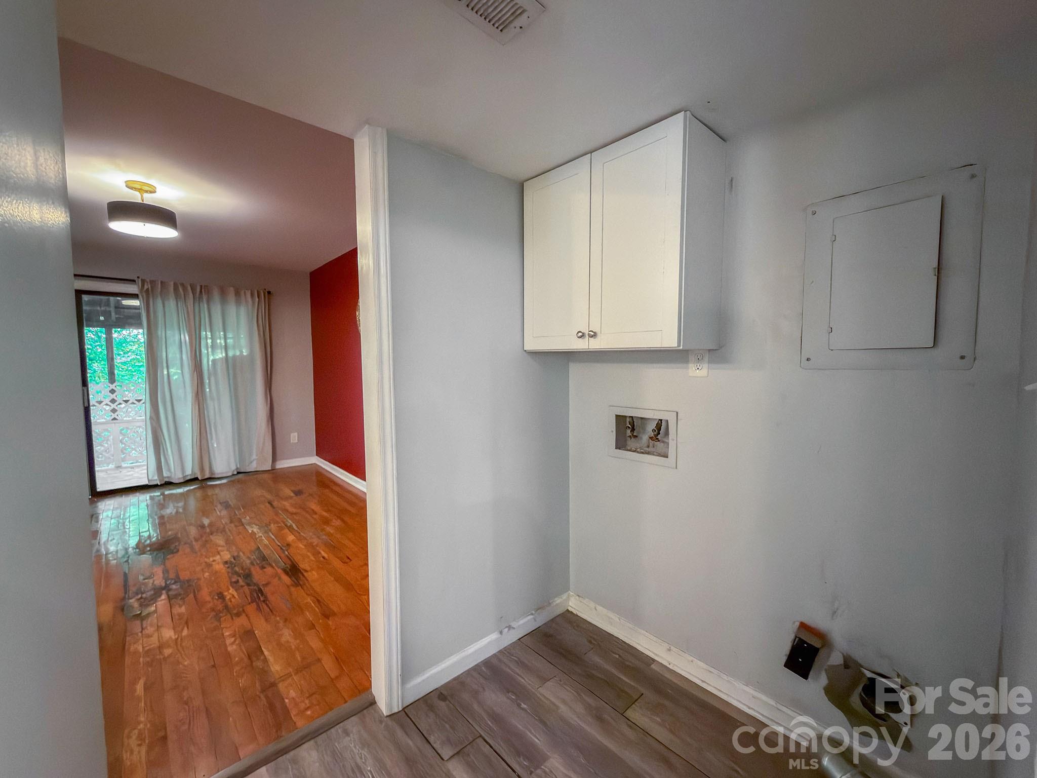 27069 Catamaran Drive — Tega Cay