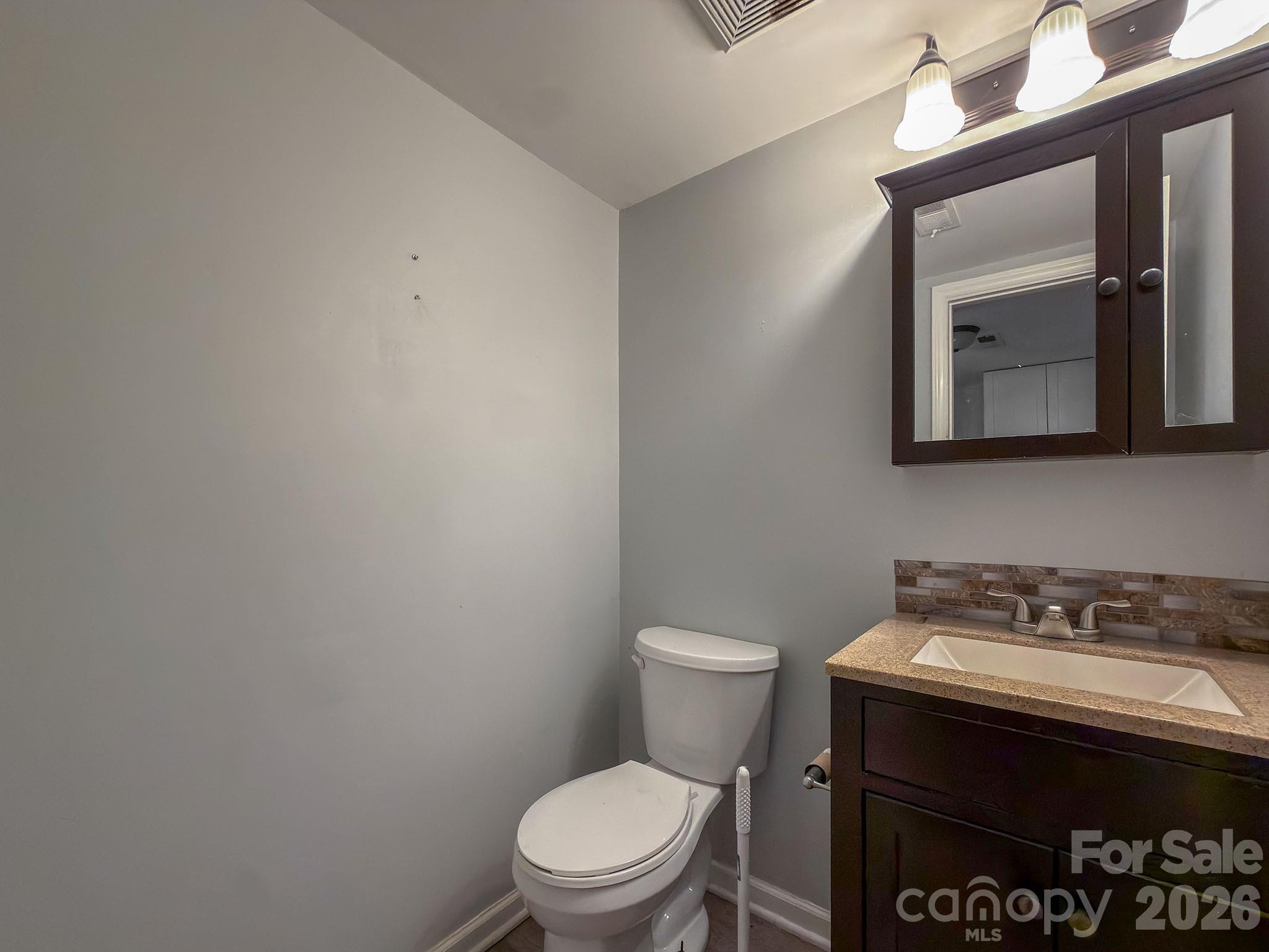 27069 Catamaran Drive — Tega Cay