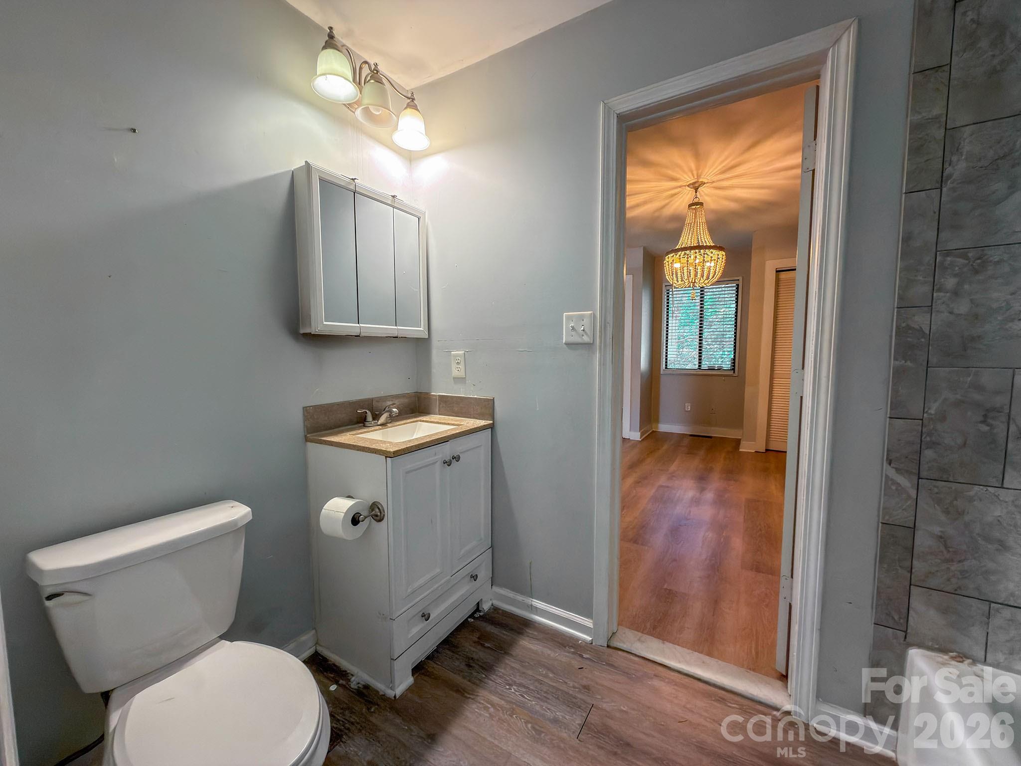 27069 Catamaran Drive — Tega Cay