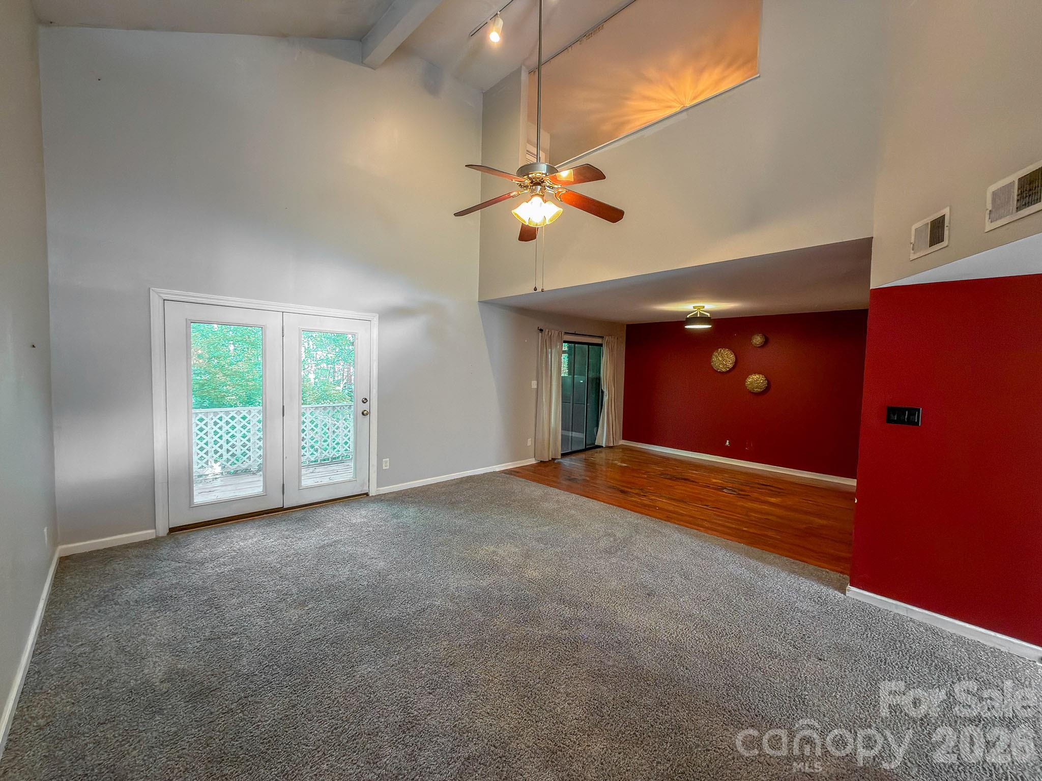 27069 Catamaran Drive — Tega Cay