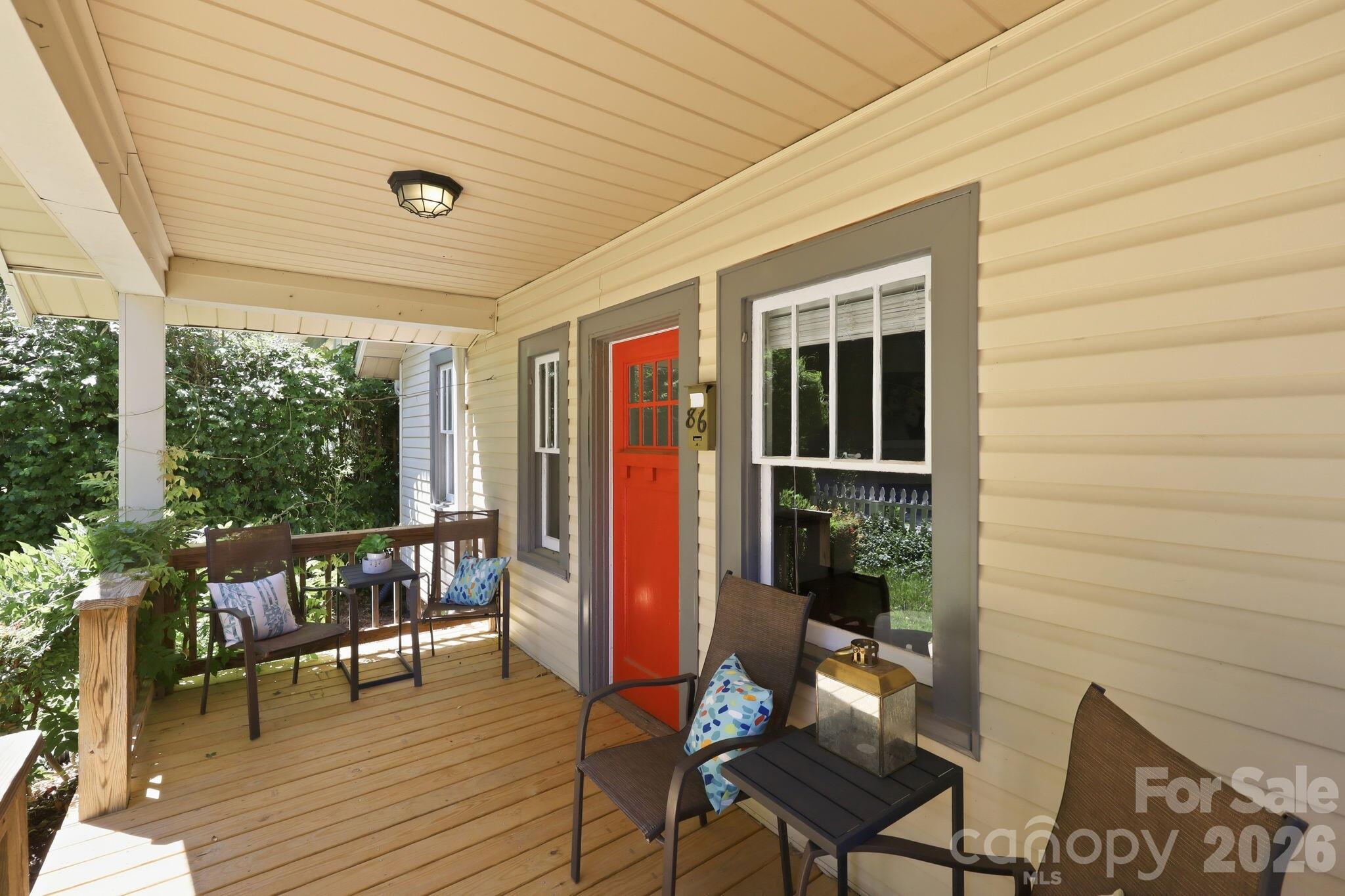86 Annandale Avenue — Asheville