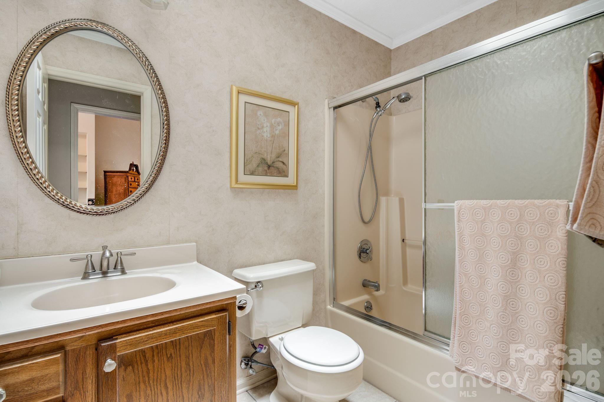 636 Goldview Drive — Hendersonville