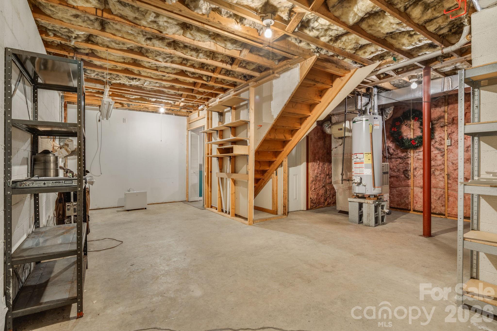 636 Goldview Drive — Hendersonville