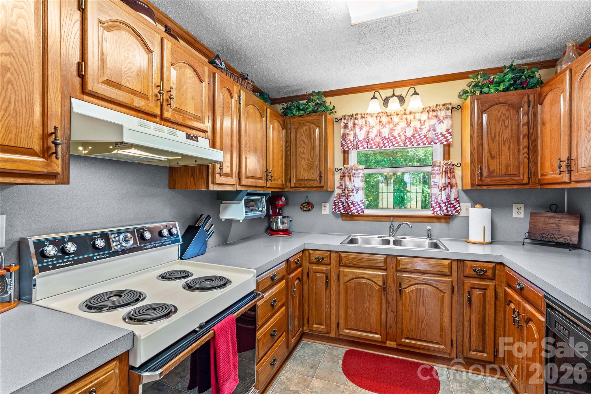 158 Bonnie Lane — Statesville