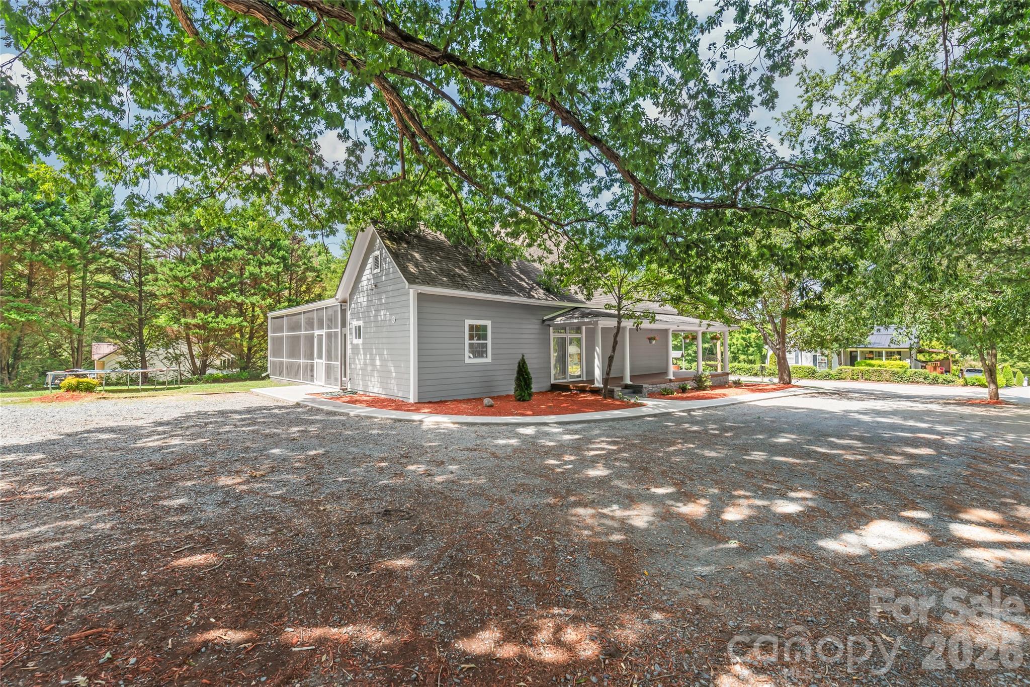 243 S Main Street — Wingate