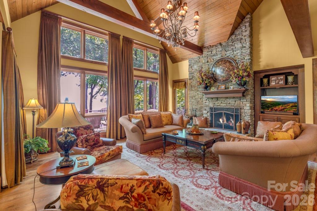 847 Old Orchard Road — Blowing Rock