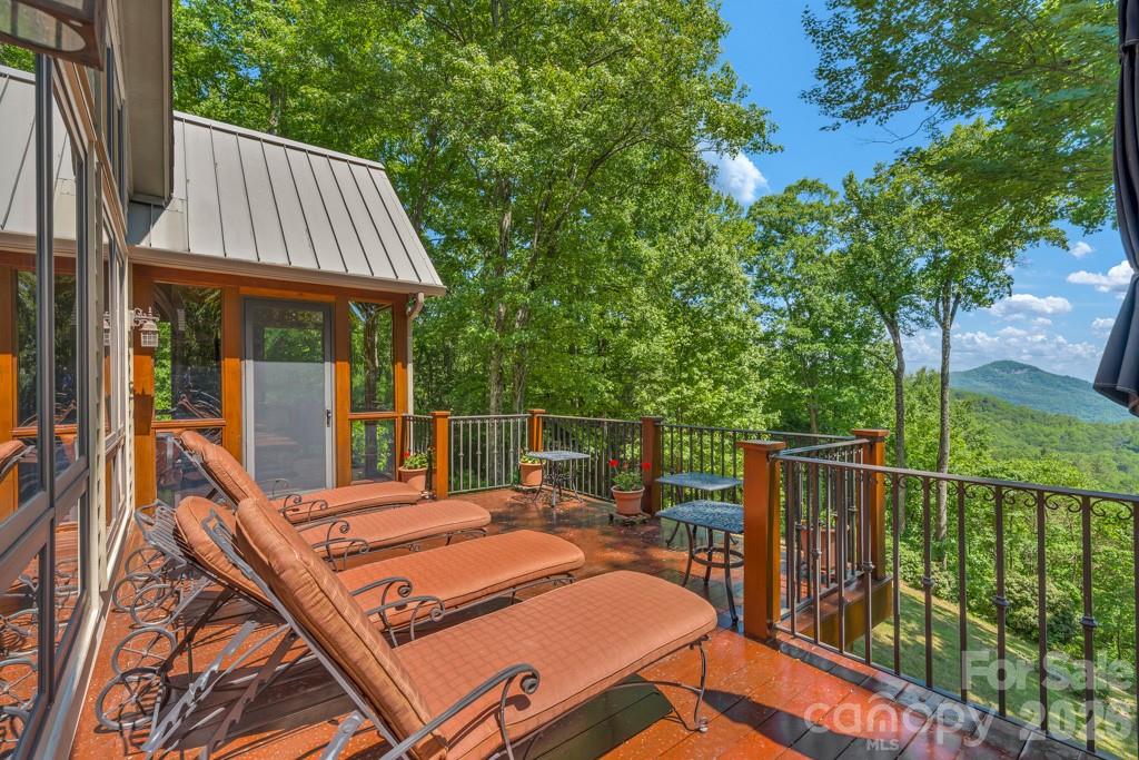 847 Old Orchard Road — Blowing Rock