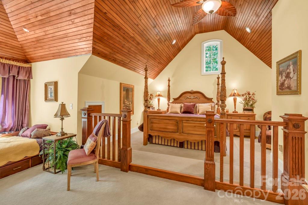 847 Old Orchard Road — Blowing Rock