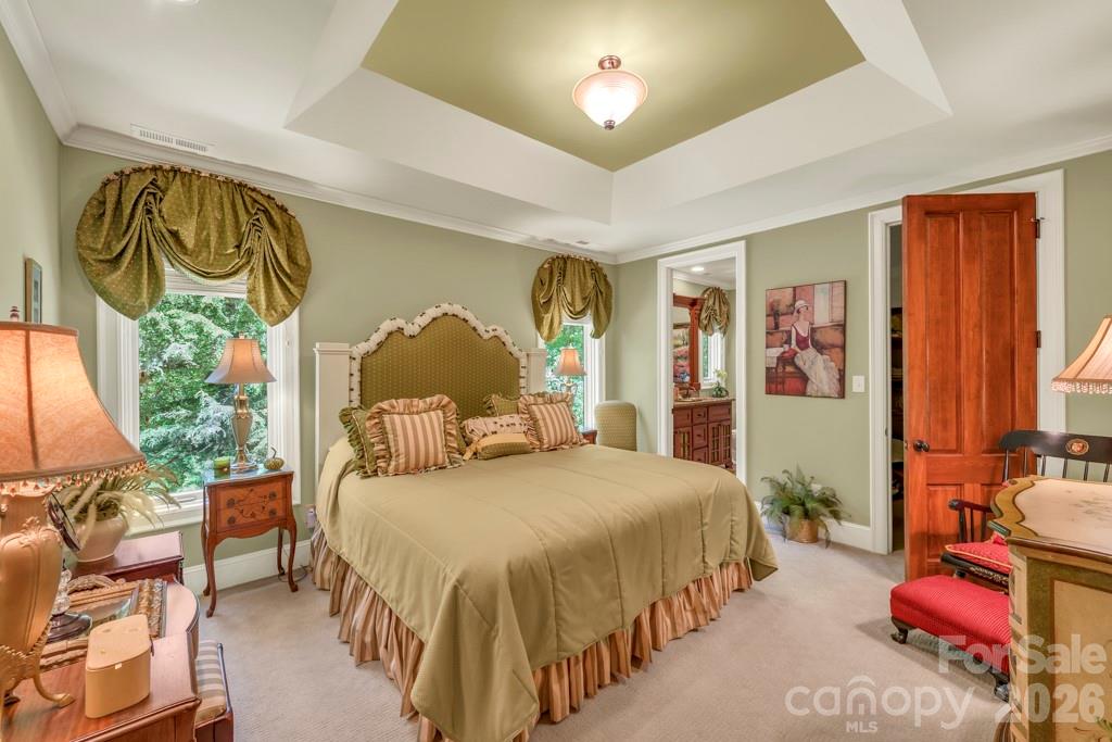 847 Old Orchard Road — Blowing Rock