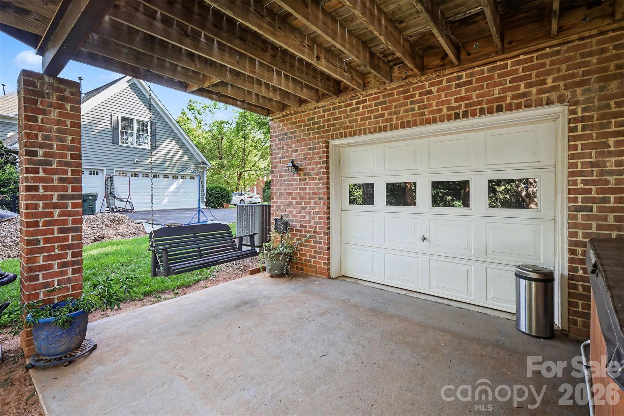 232 40th Avenue Drive NW — Hickory