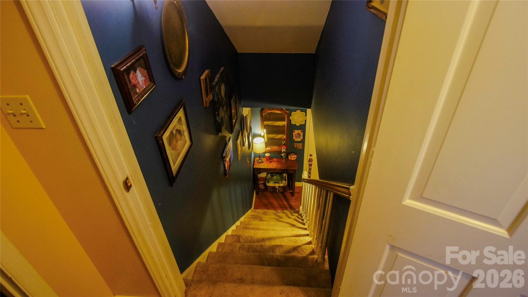 204 Old Stagecoach Road — Lawndale