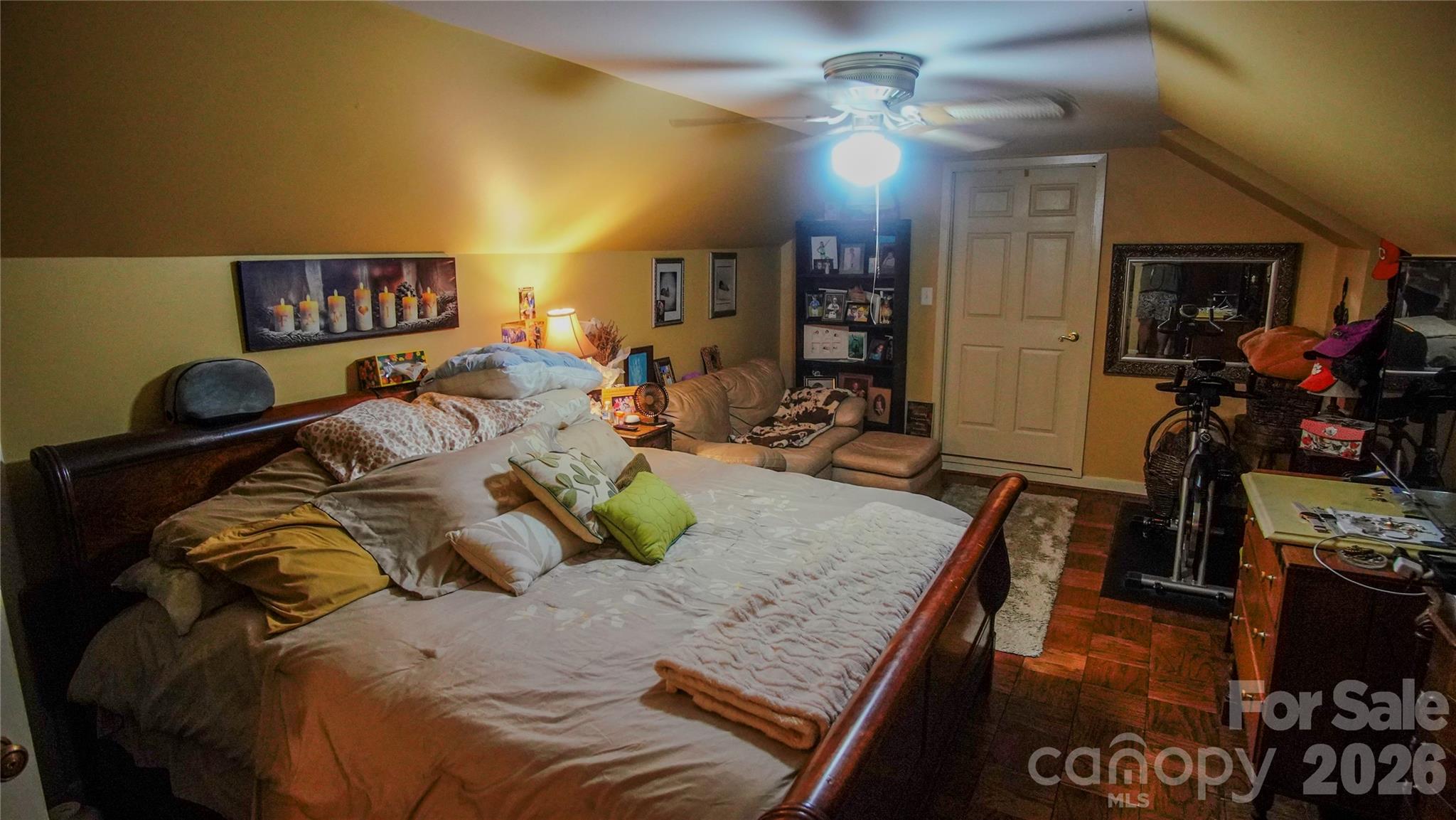 204 Old Stagecoach Road — Lawndale