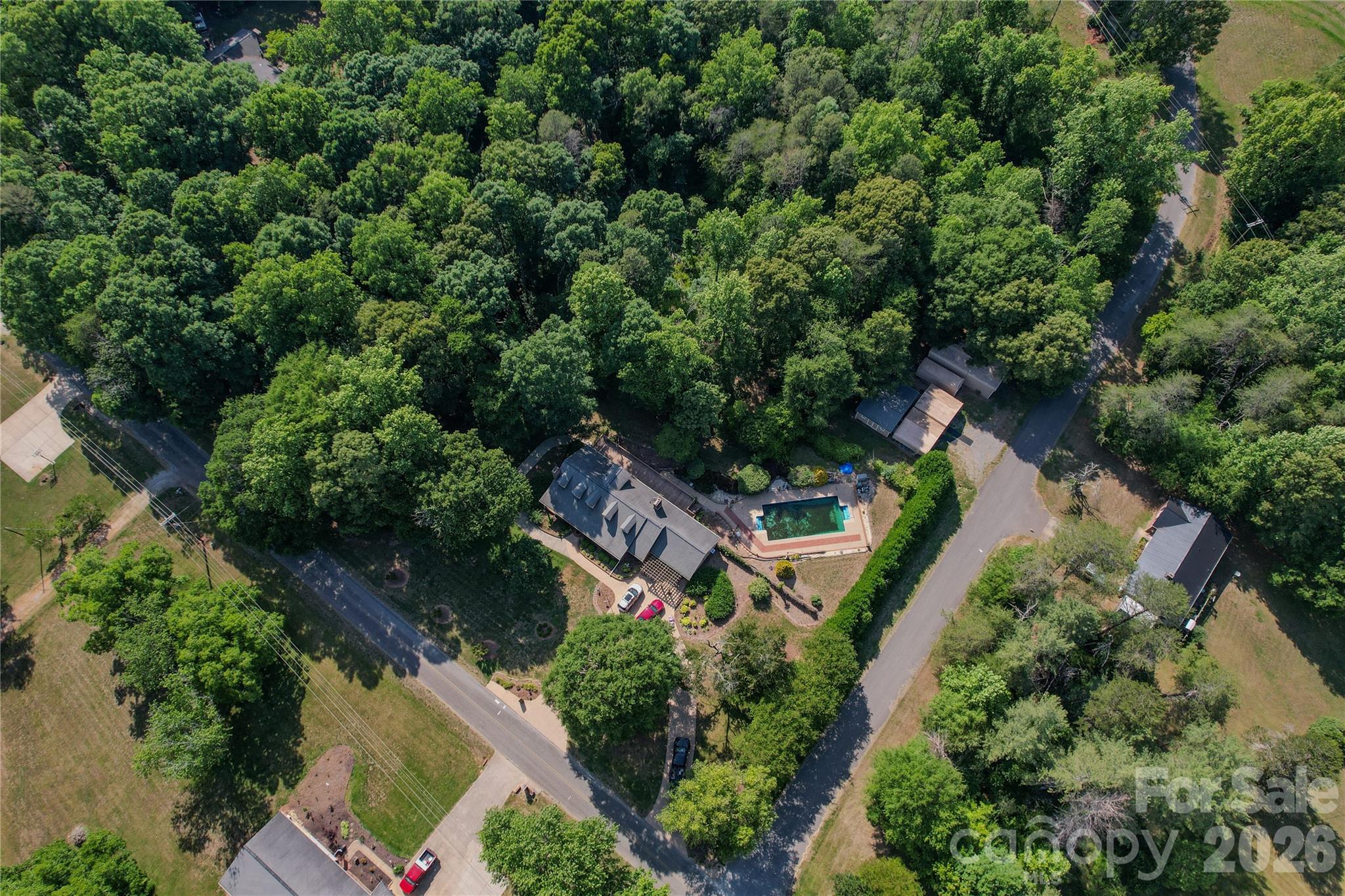 204 Old Stagecoach Road — Lawndale