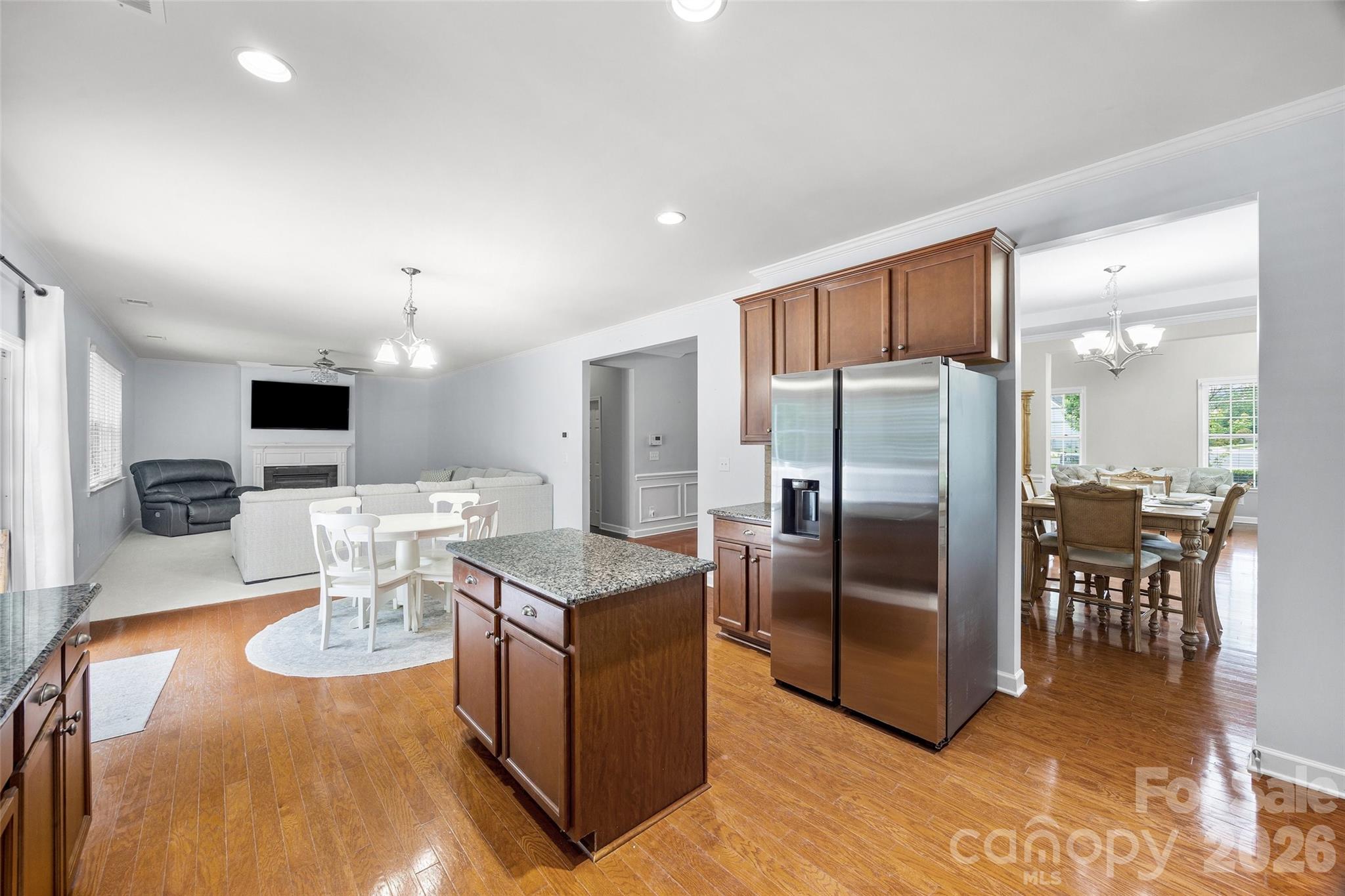 5093 Gladiola Way — Tega Cay