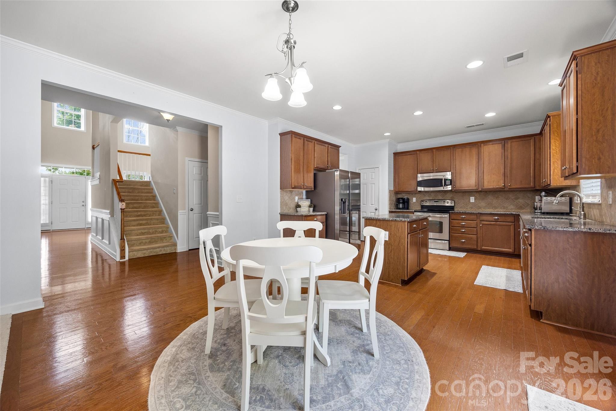 5093 Gladiola Way — Tega Cay
