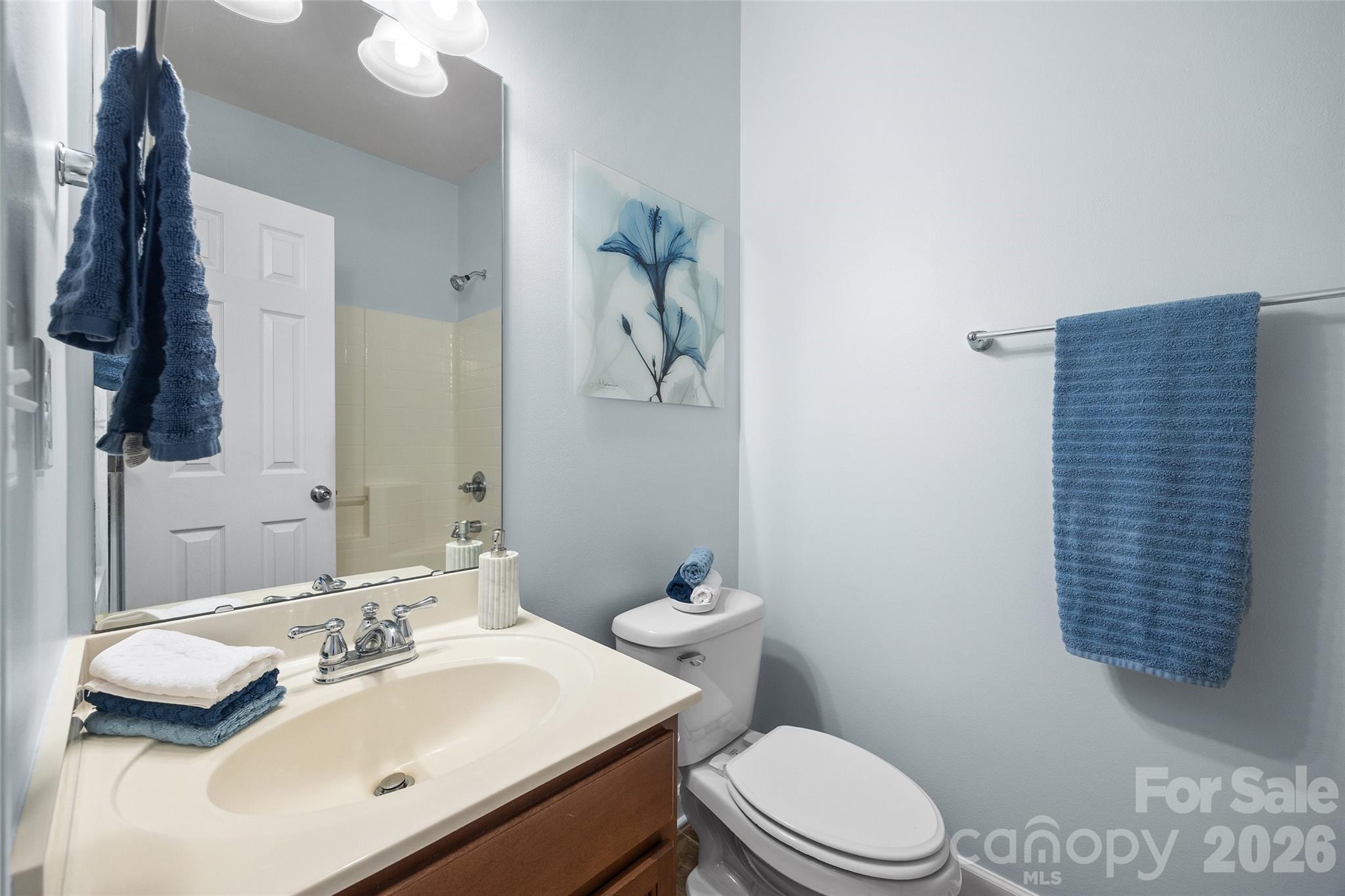 5093 Gladiola Way — Tega Cay