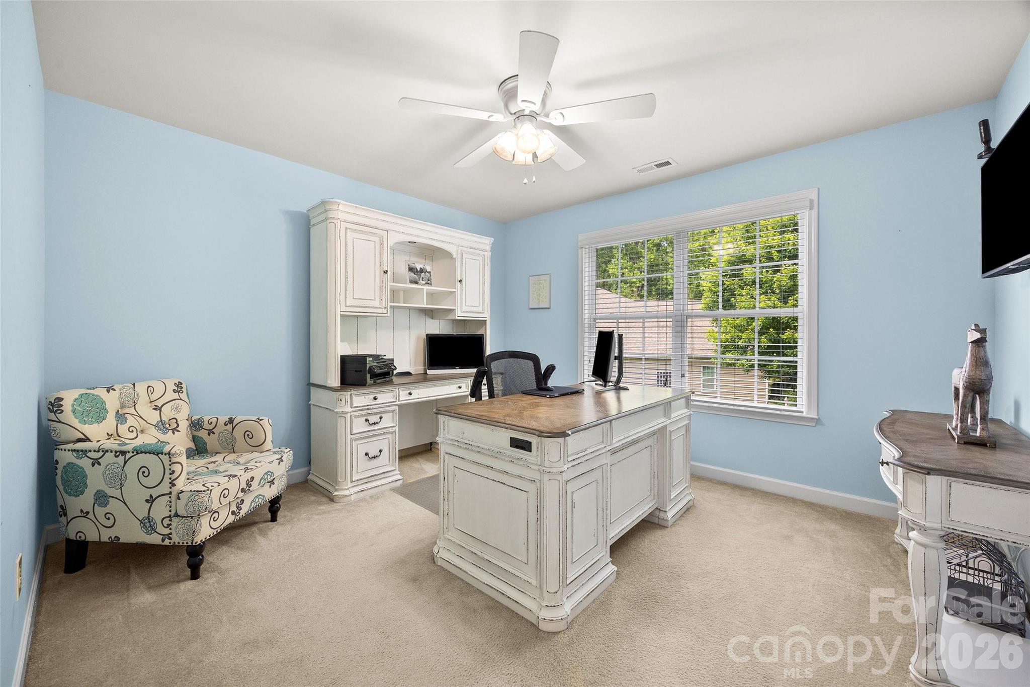 5093 Gladiola Way — Tega Cay