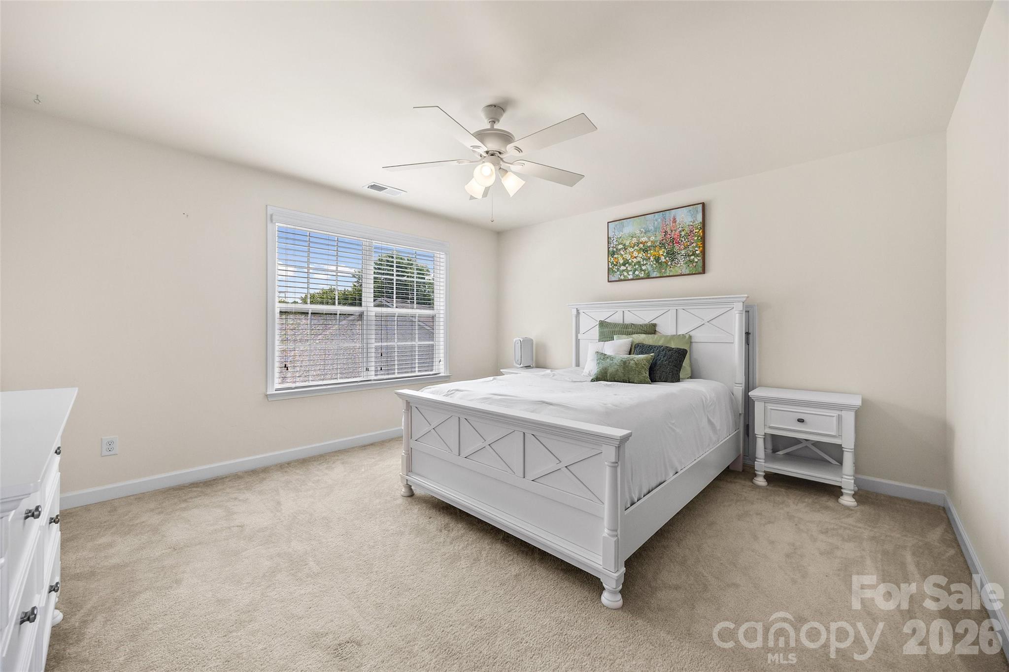 5093 Gladiola Way — Tega Cay