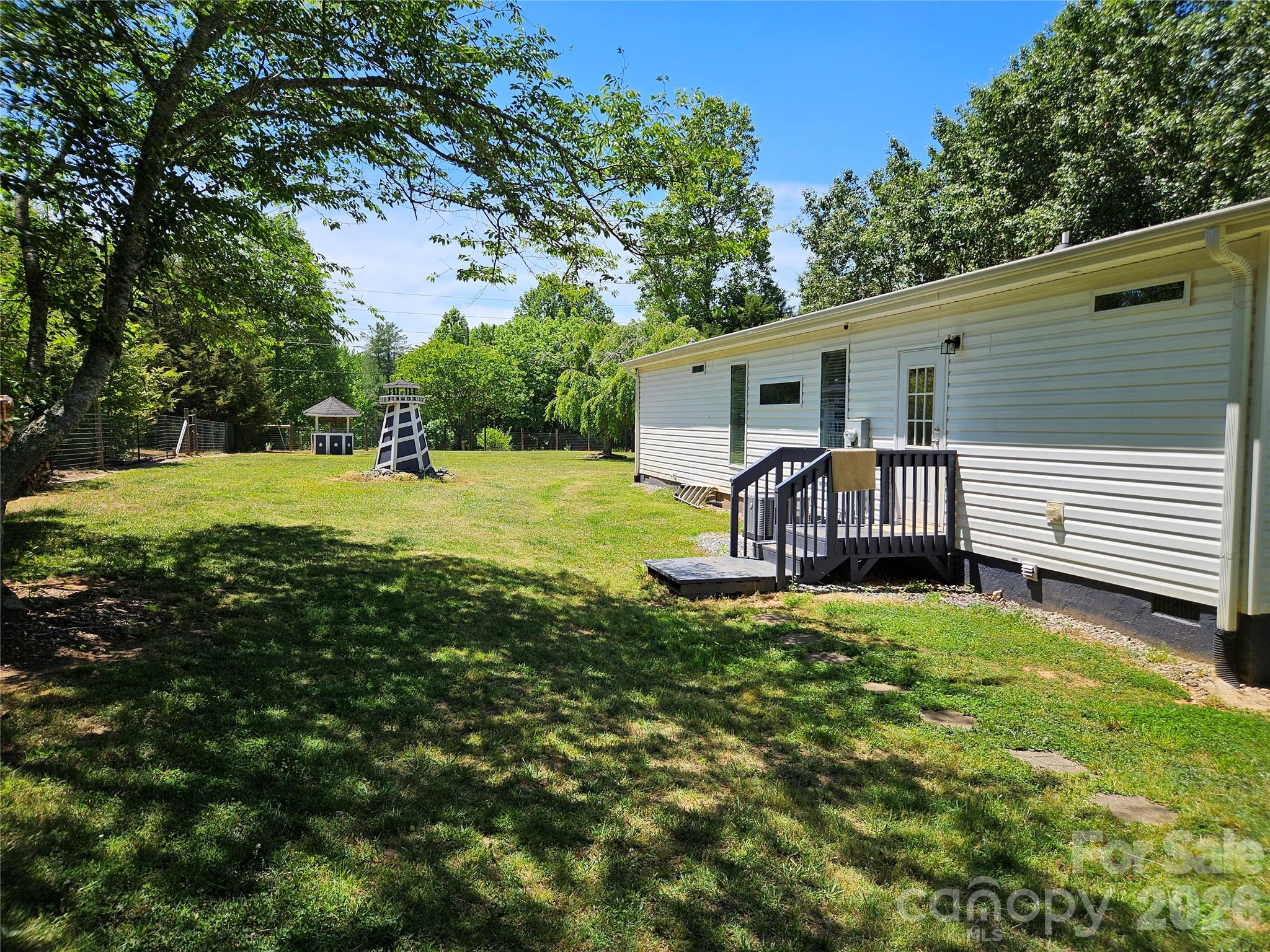3520 Pea Ridge Road — Morganton
