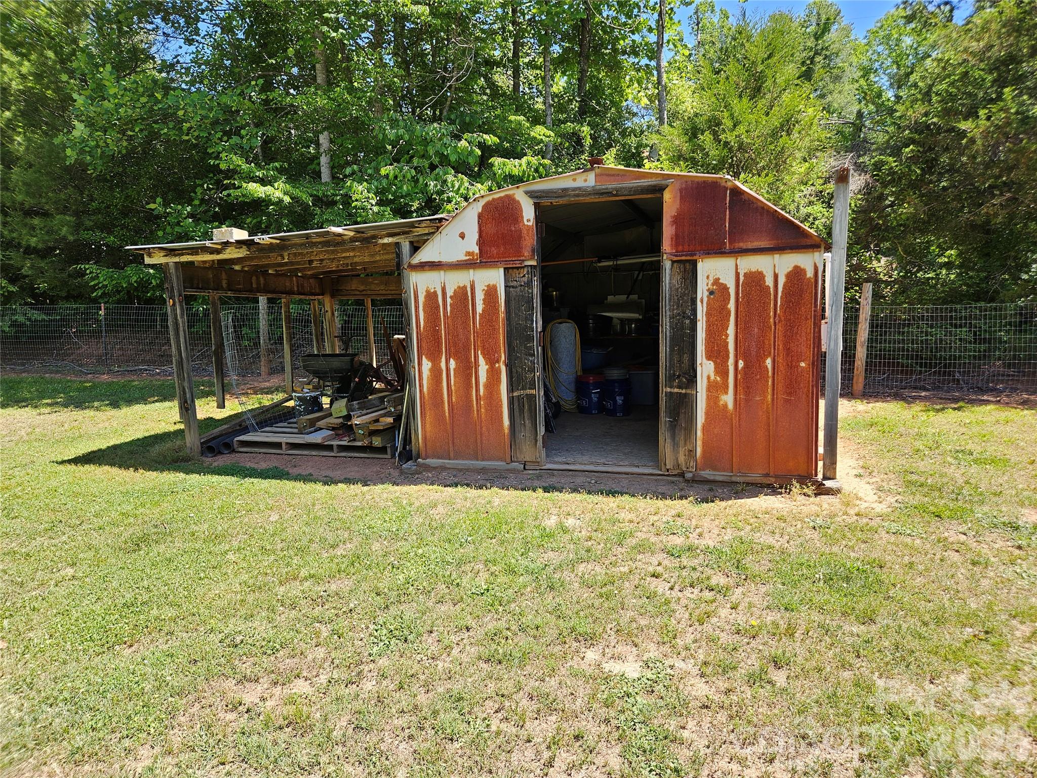 3520 Pea Ridge Road — Morganton