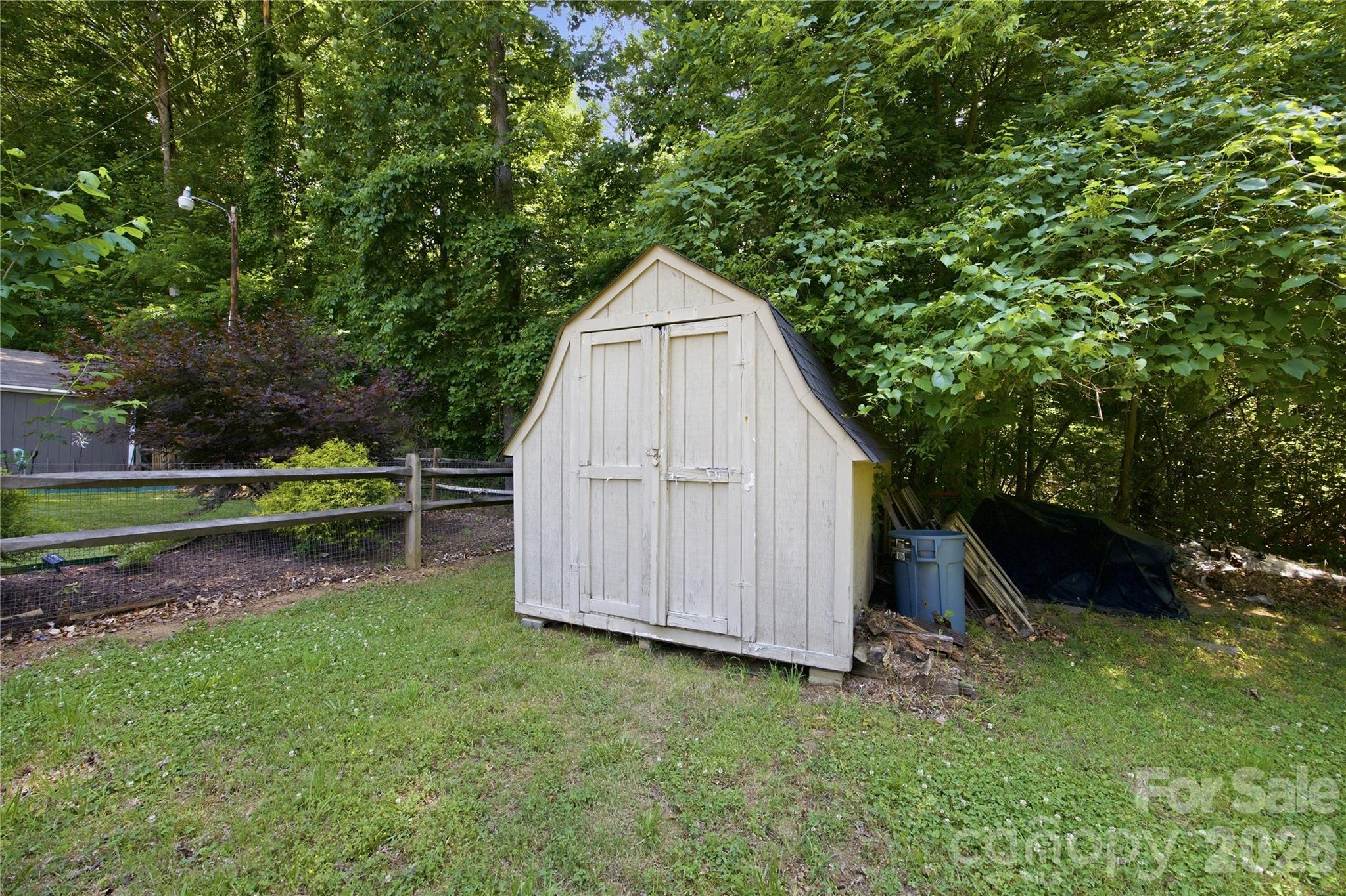 1814 Golden Heights Court — Charlotte