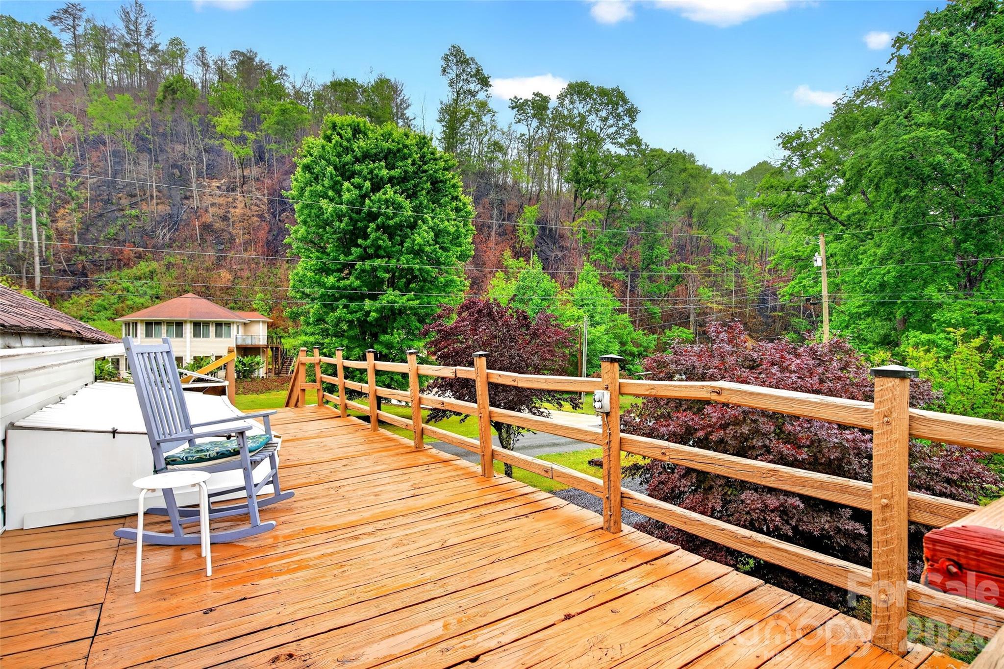 227 Locust Cove Road — Marion